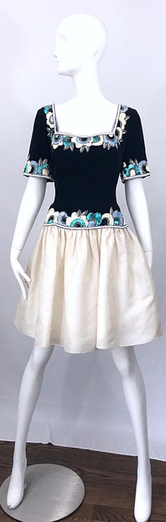 Vintage Bob Mackie 1990s Size 6 Black, White and Blue Silk Fit n' Flare Dress