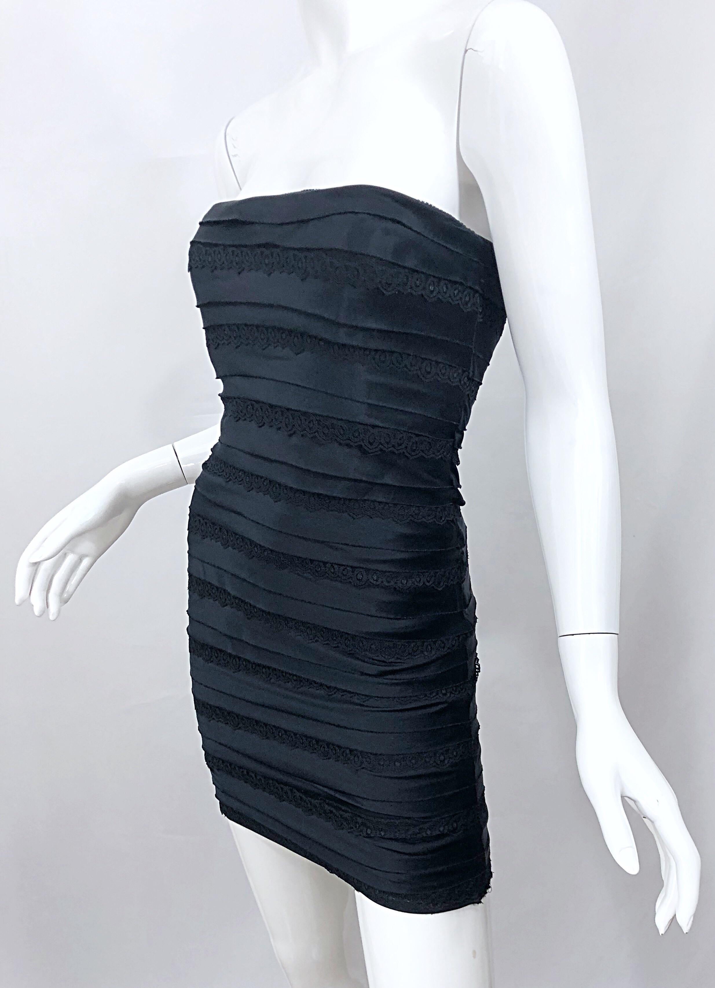 Vintage Herve Leger Sexy Vintage-Minikleid aus schwarzer Seide und Spitze mit trägerlosem Bandage aus den 90ern Damen im Angebot