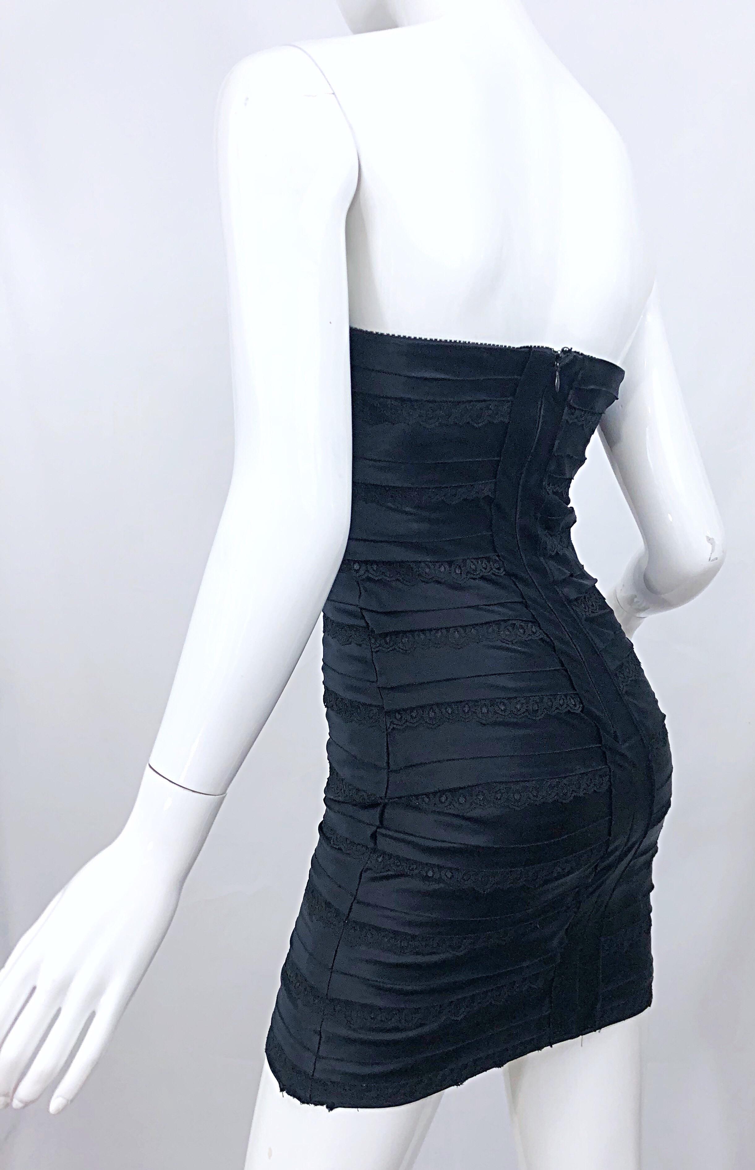 Vintage Herve Leger 1990s Black Silk Lace Strapless Bandage 90s Sexy Mini Dress in vendita 2