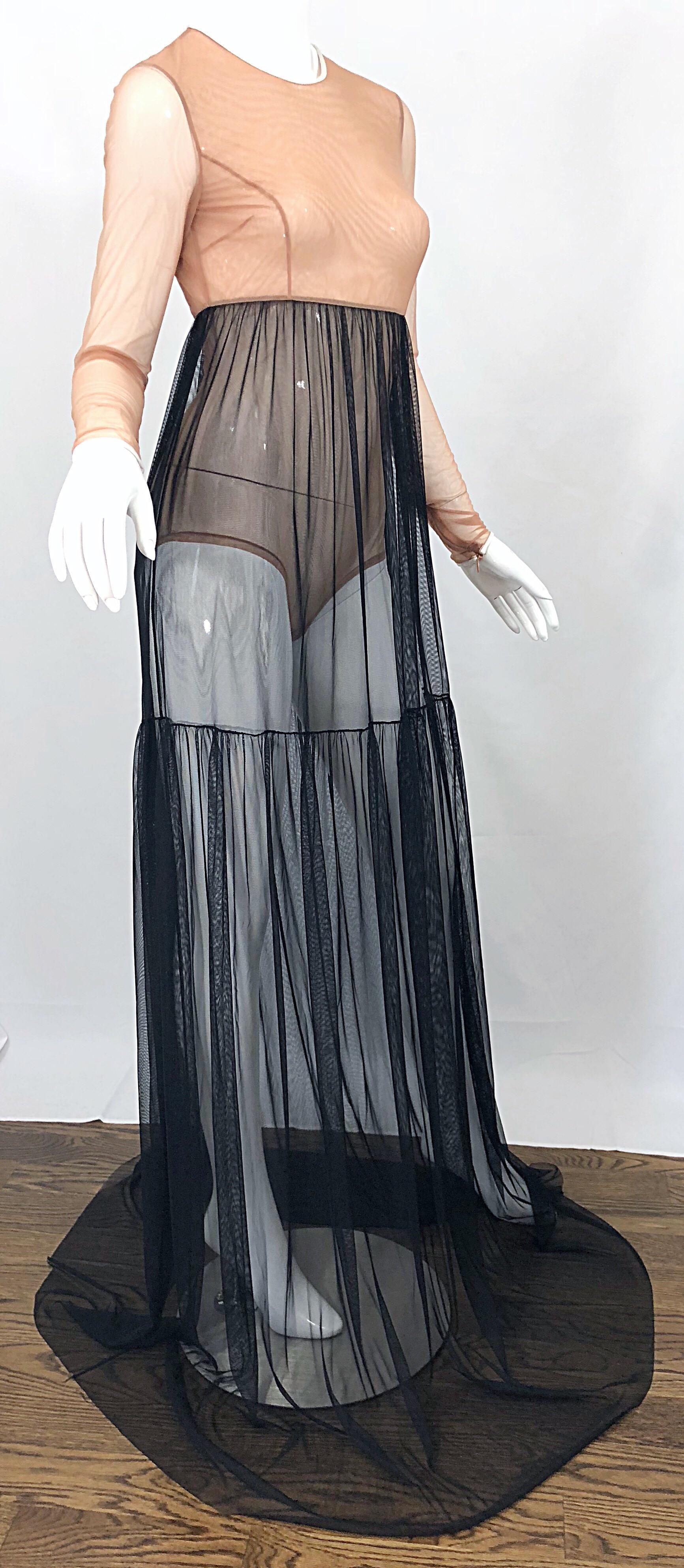 Michael Kors Collection Sz 4 Nude + Black Sheer Runway Mesh Bodysuit Gown Dress In Excellent Condition For Sale In San Diego, CA