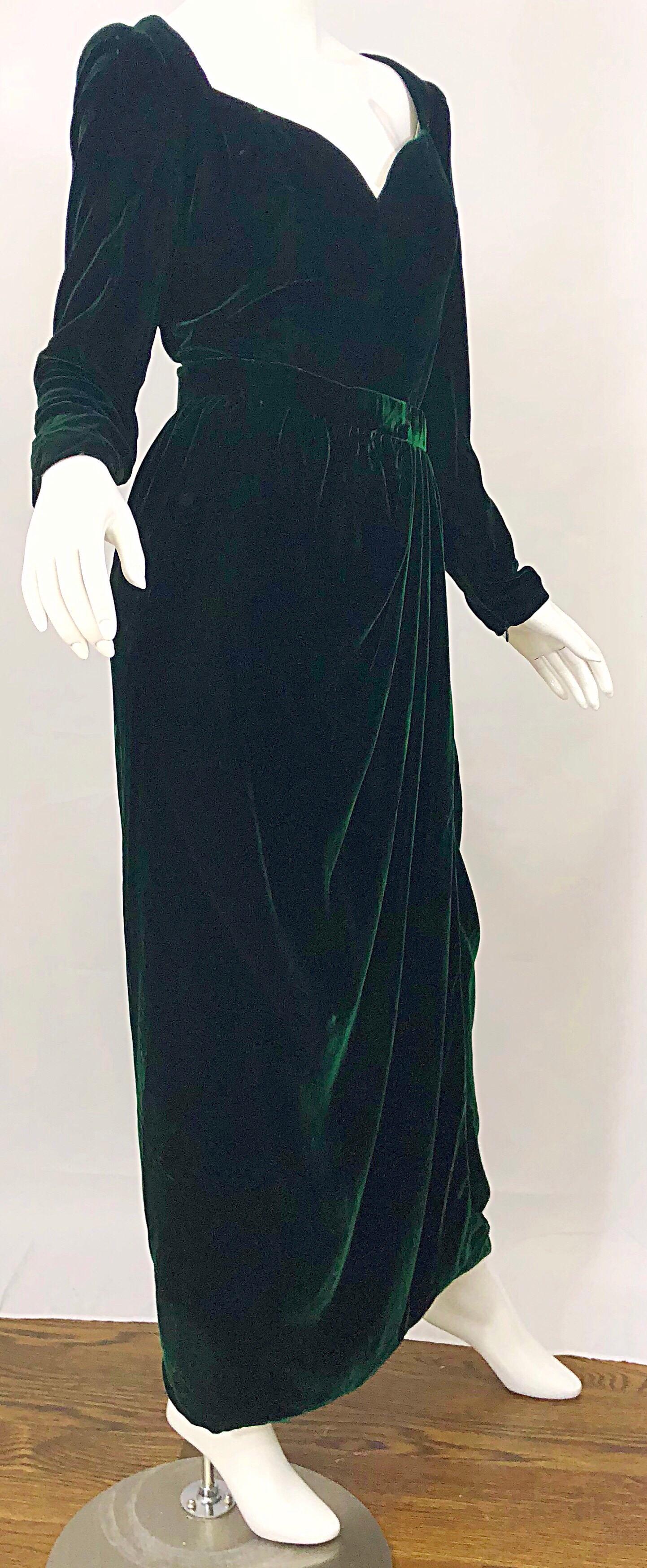 Magnifique robe deux pièces Vintage Oscar De La Renta Taille 8 Velours Vert Chasseur Excellent état - En vente à San Diego, CA