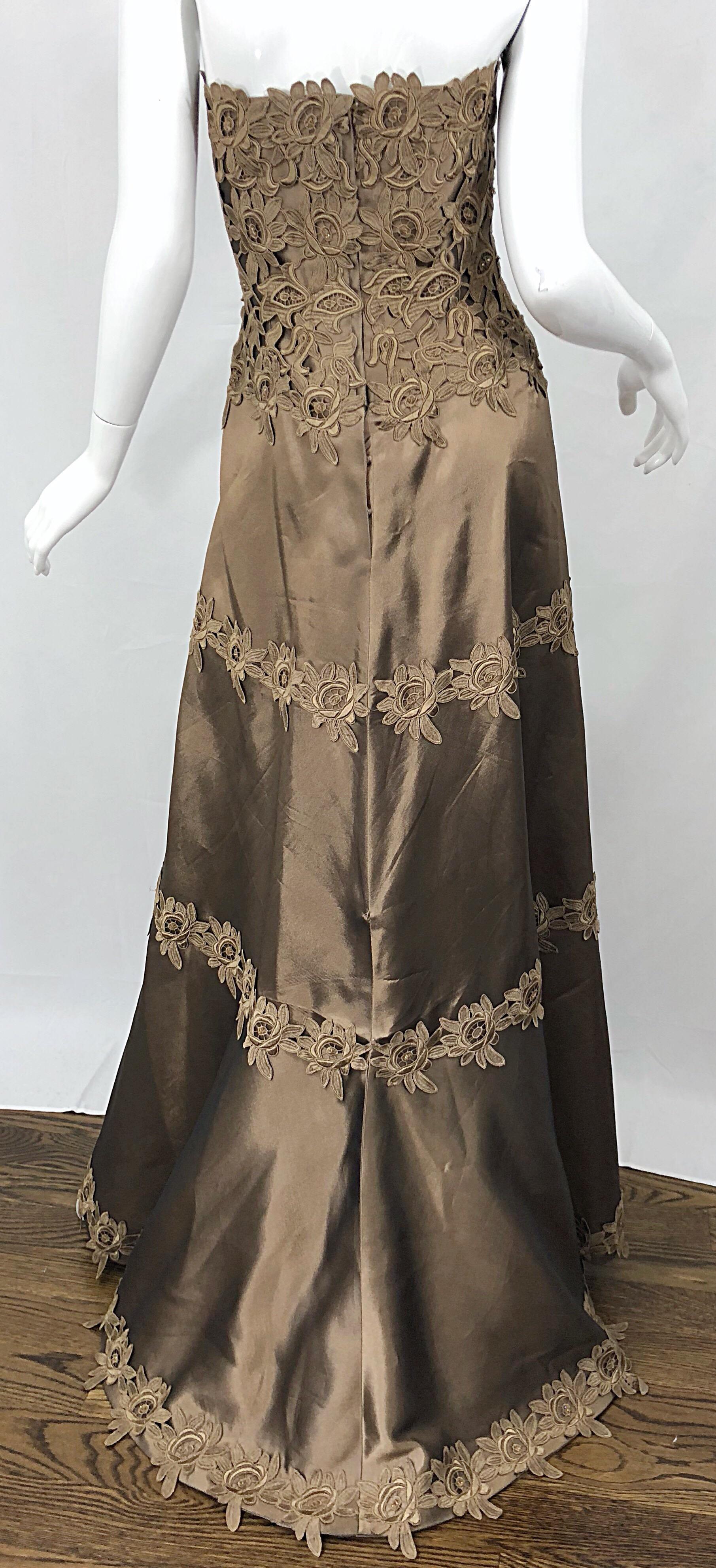 90s Helen Morley for Saks Size 12 / 14 Taupe Silk Crochet Beaded Strapless Gown For Sale 2