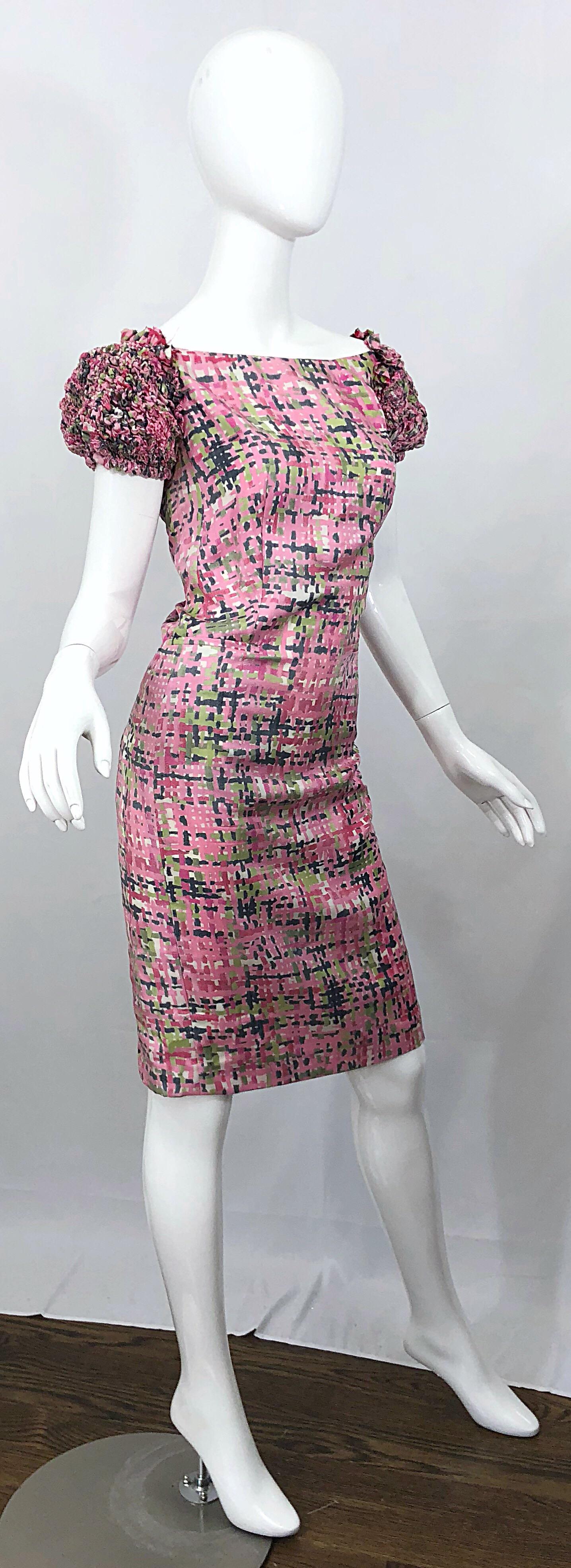New Yves Saint Laurent Size 38 / 8 Pink and Green Silk Puff Sleeve Sheath Dress For Sale 2