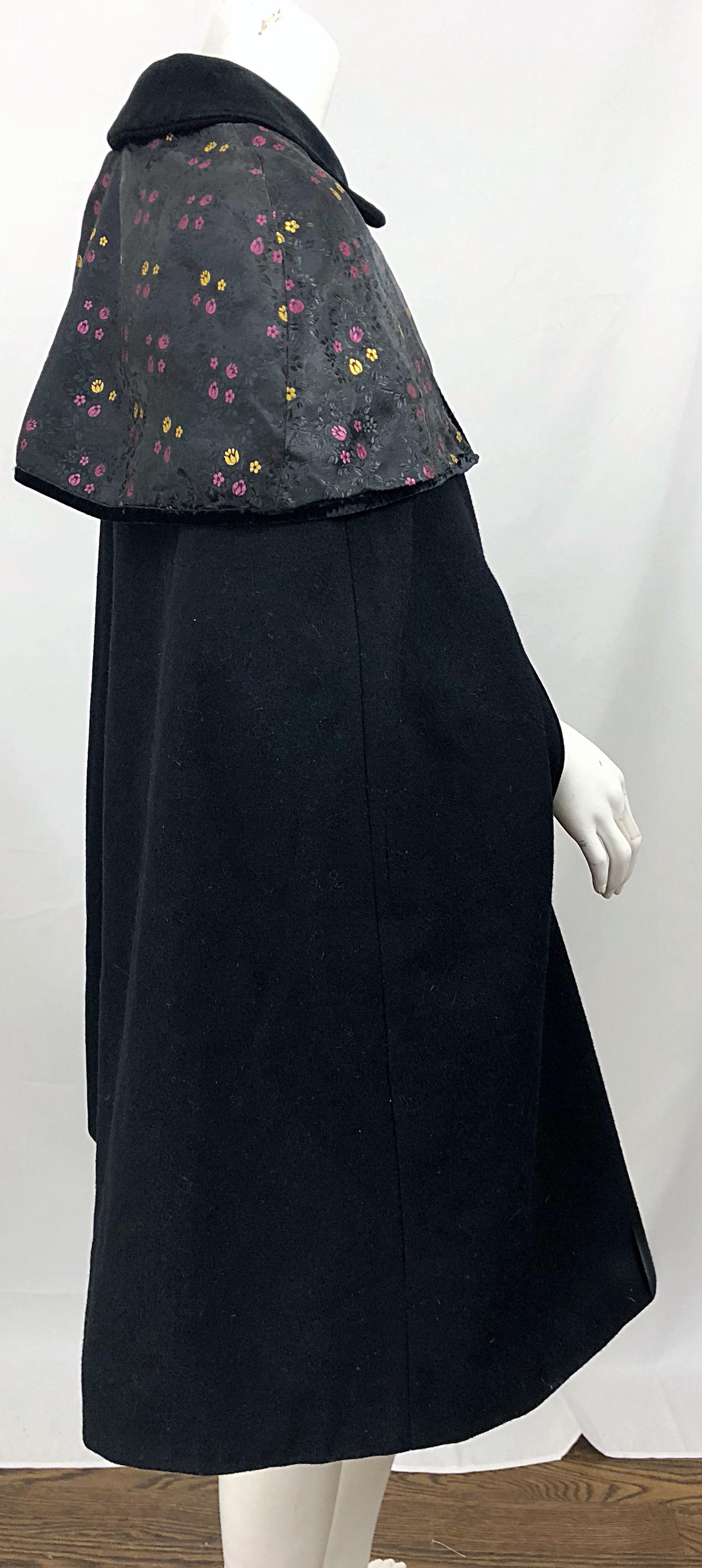 1960s German Made Black Wool Vintage 60s Chic Swing Cape Jacket Coat For Sale 8