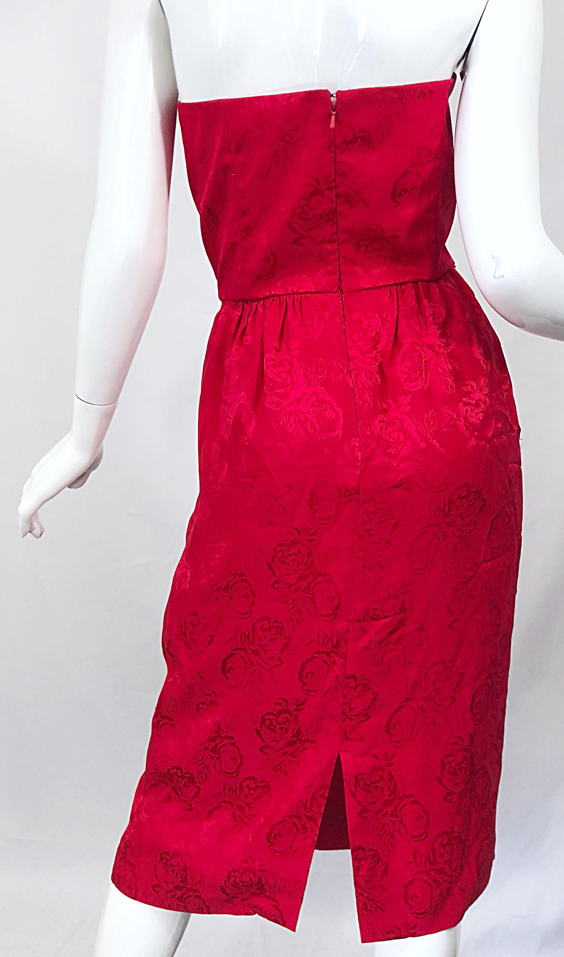 1990s Holiday Lipstick Red Avant Garde Silk Flower Vintage 90s Strapless Dress For Sale 3