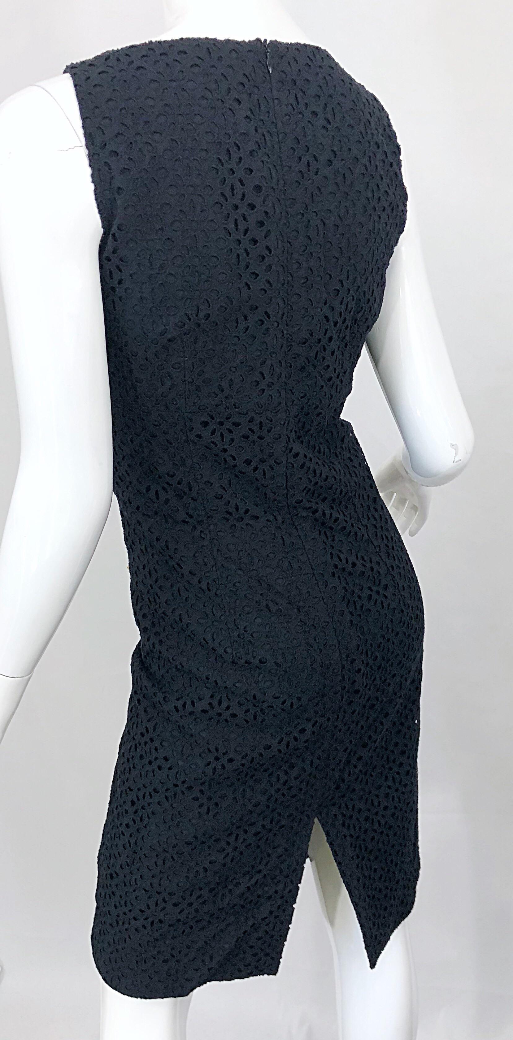 New Michael Kors Collection Size 10 Cotton Eyelet Little Black Sheath Dress For Sale 2