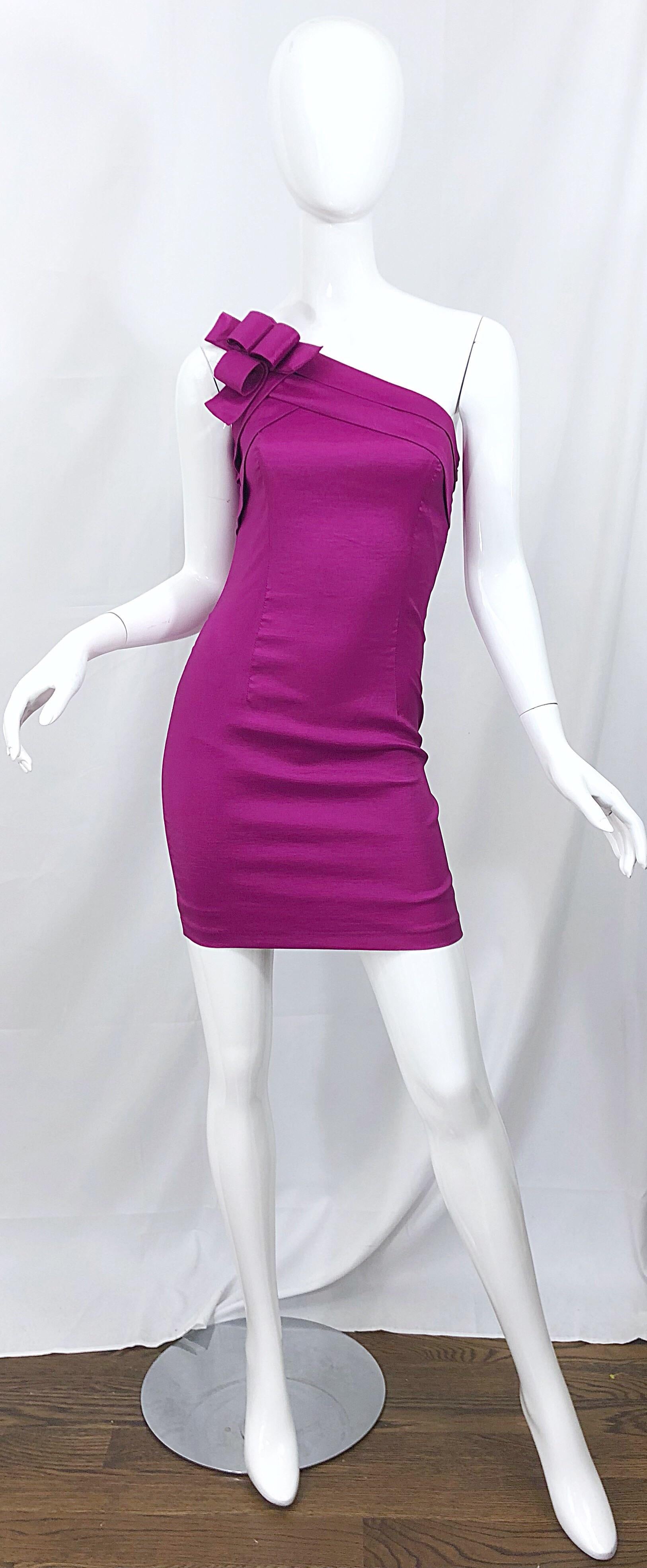 1990s One Shoulder Sexy Size 2 / 4 Fuchsia Hot Pink Origami Vintage Mini Dress 8