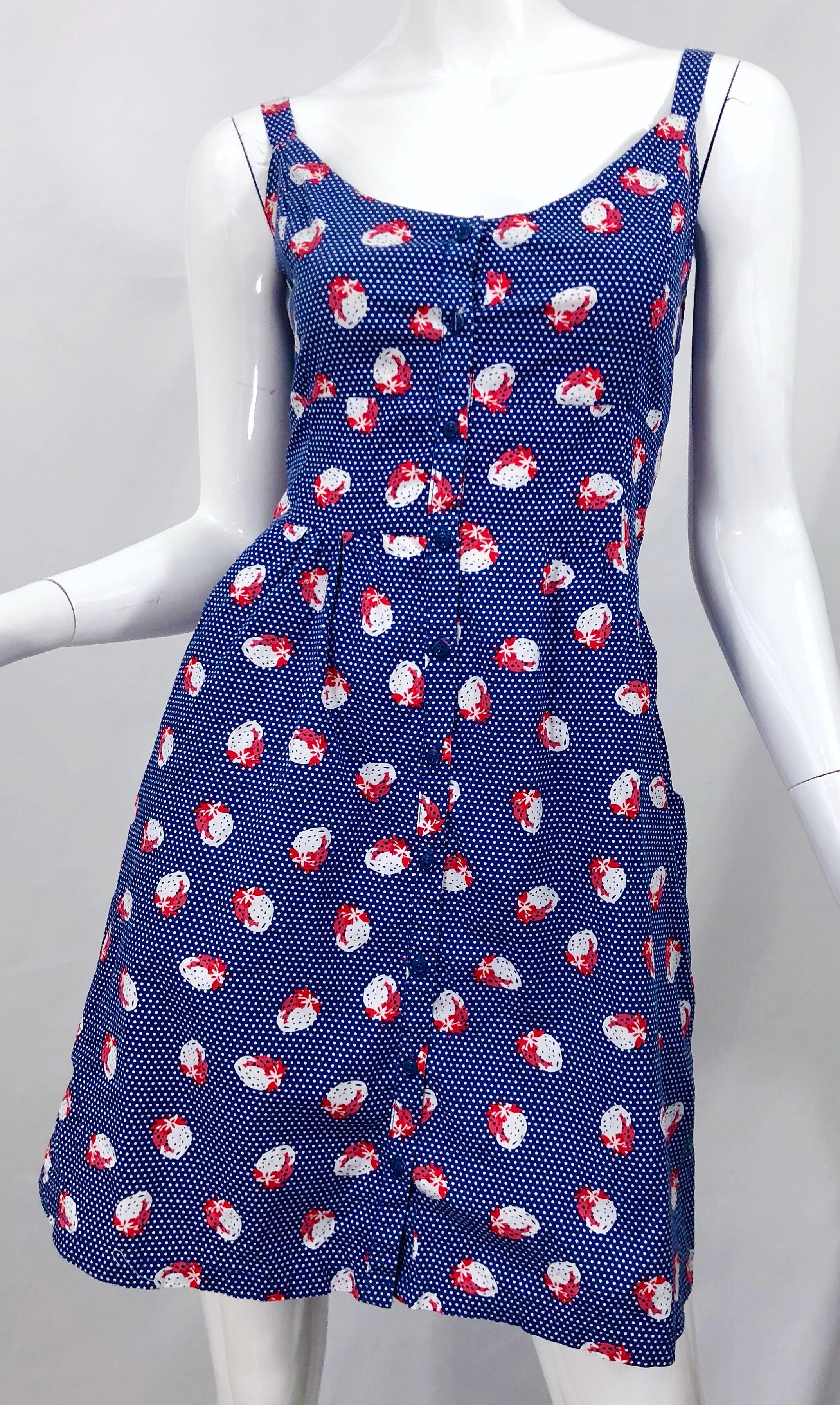 Women's 1970s Blue + Red + White Strawberry Novelty Print Polka Dot Vintage 70s Dress For Sale