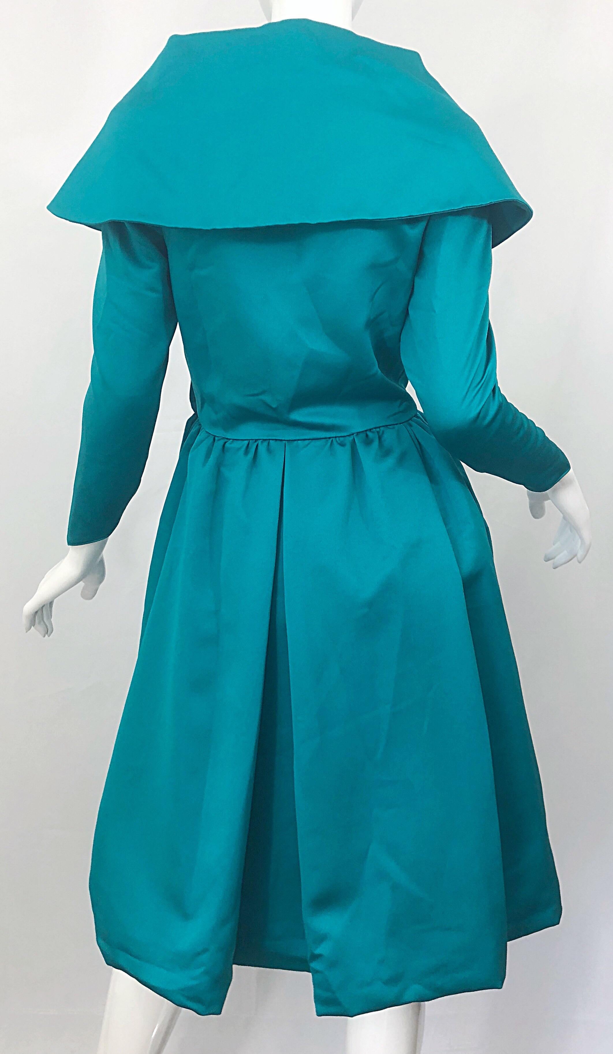 Vintage Victor Costa Teal Green Blue Size 6 / 8 Satin Long Sleeve Cocktail Dress For Sale 5