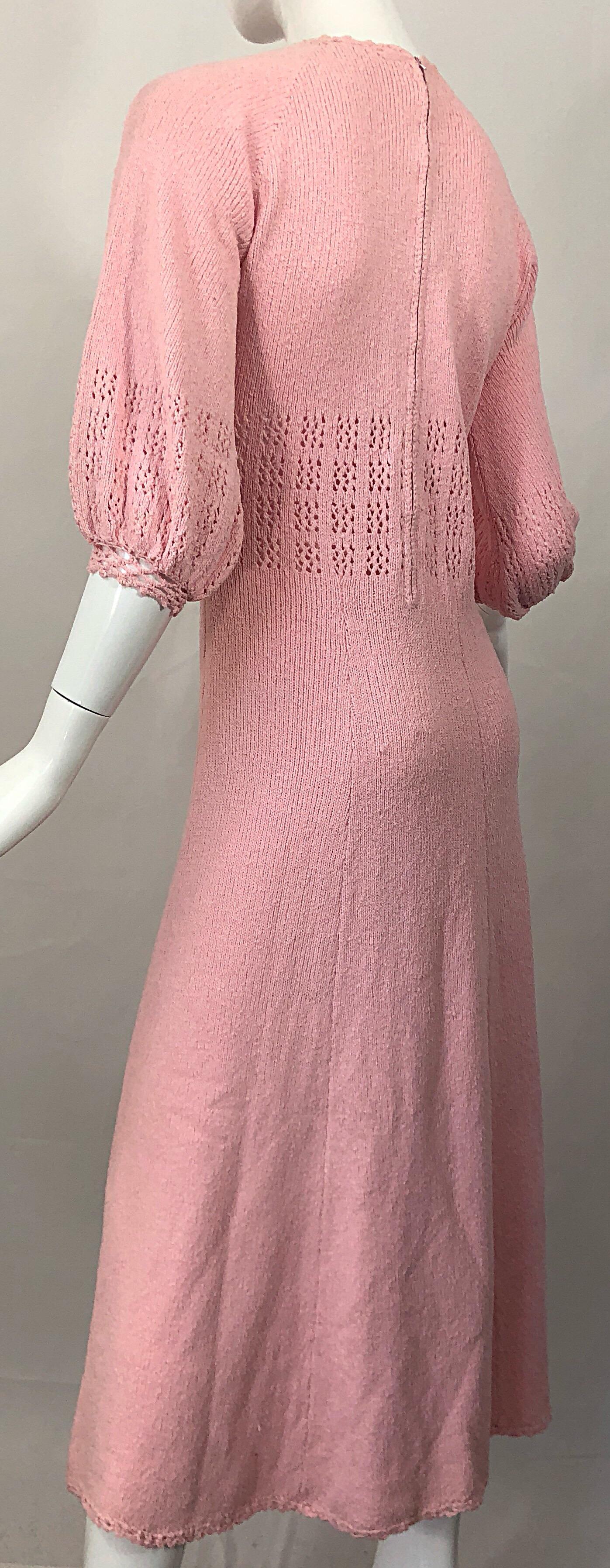 1970s Light Pink Knit Crochet Keyhole Vintage 70s Keyhole Midi Dress 3
