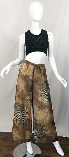 Amazing 1990s Footprints in the Sand Novelty Print Wide Leg Vintage 90s Pants
