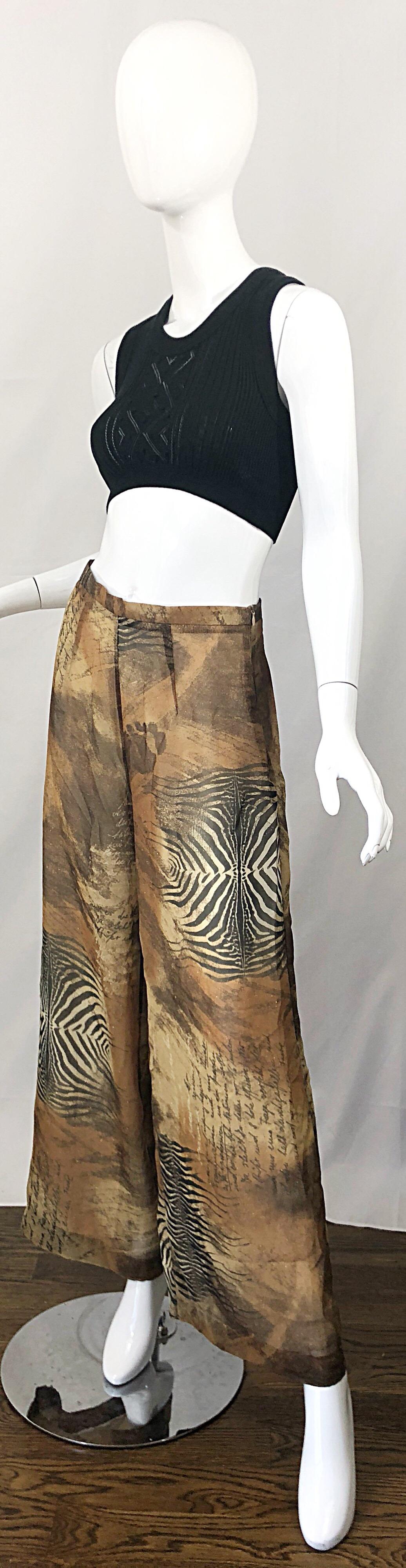 Women's Amazing 1990s Footprints in the Sand Novelty Print Wide Leg Vintage 90s Pants For Sale
