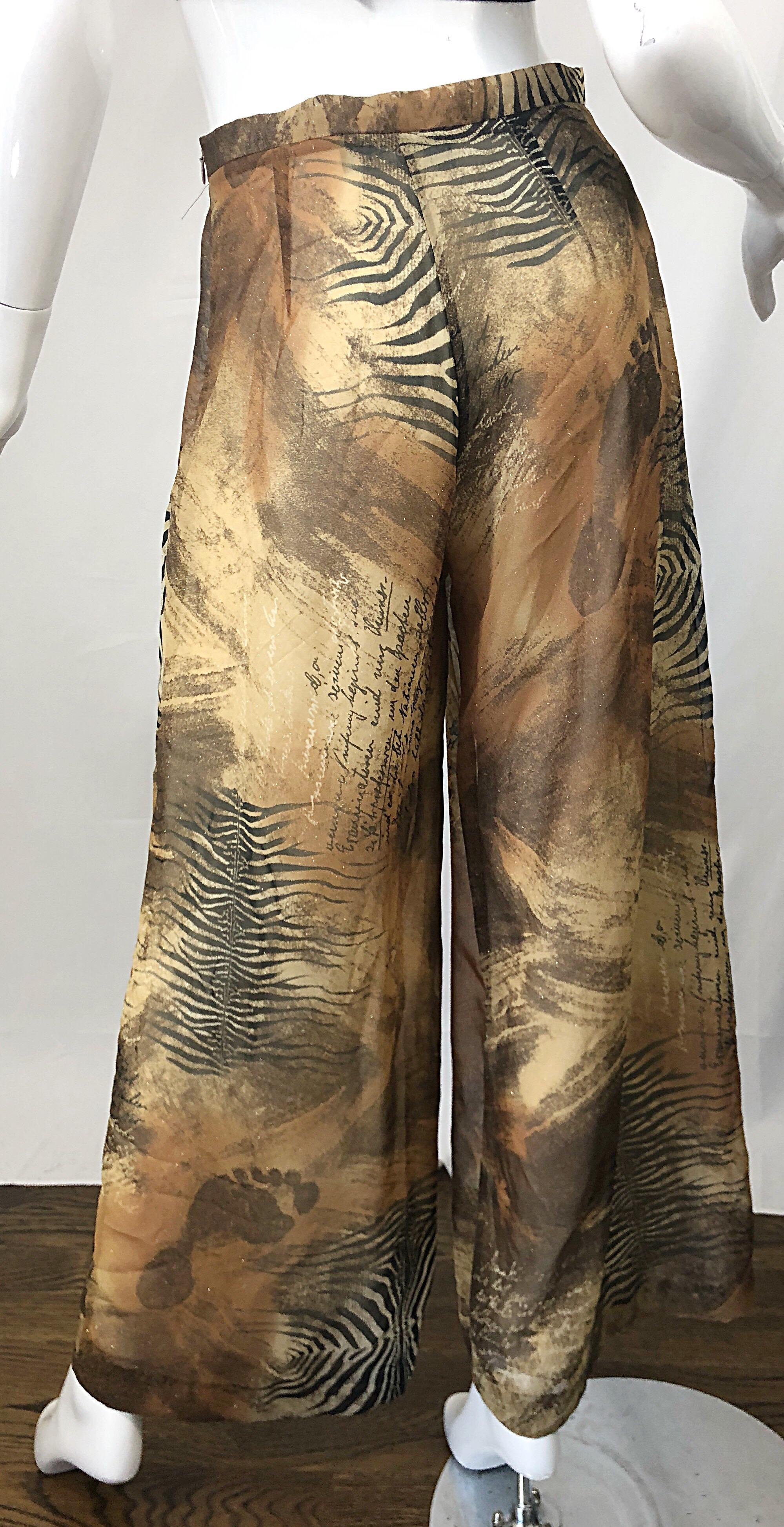 Amazing 1990s Footprints in the Sand Novelty Print Wide Leg Vintage 90s Pants For Sale 3