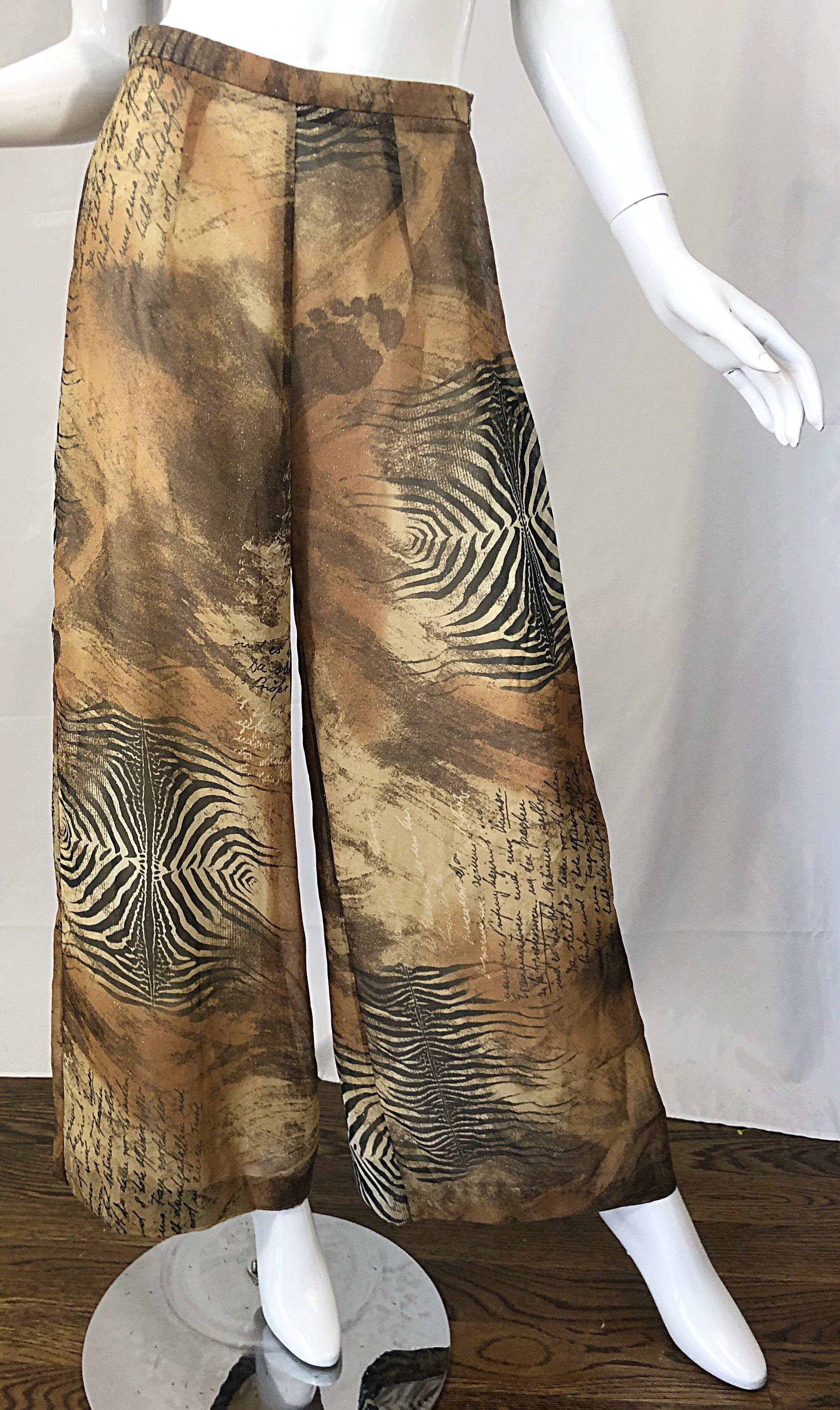 Amazing 1990s Footprints in the Sand Novelty Print Wide Leg Vintage 90s Pants For Sale 6