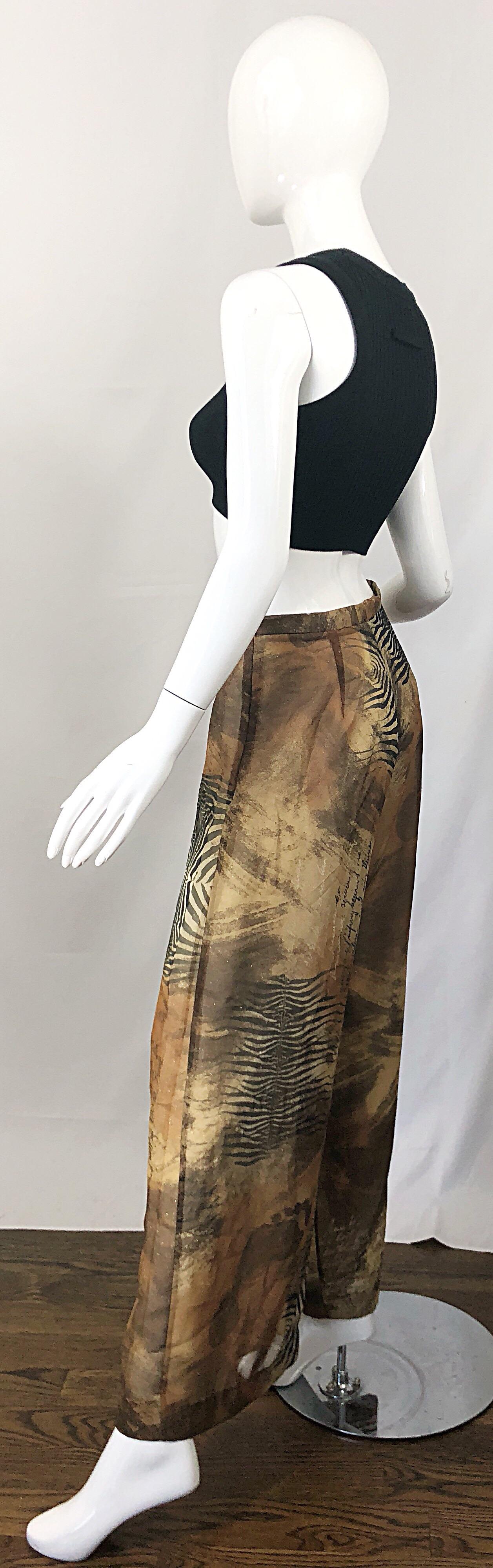 Amazing 1990s Footprints in the Sand Novelty Print Wide Leg Vintage 90s Pants For Sale 7