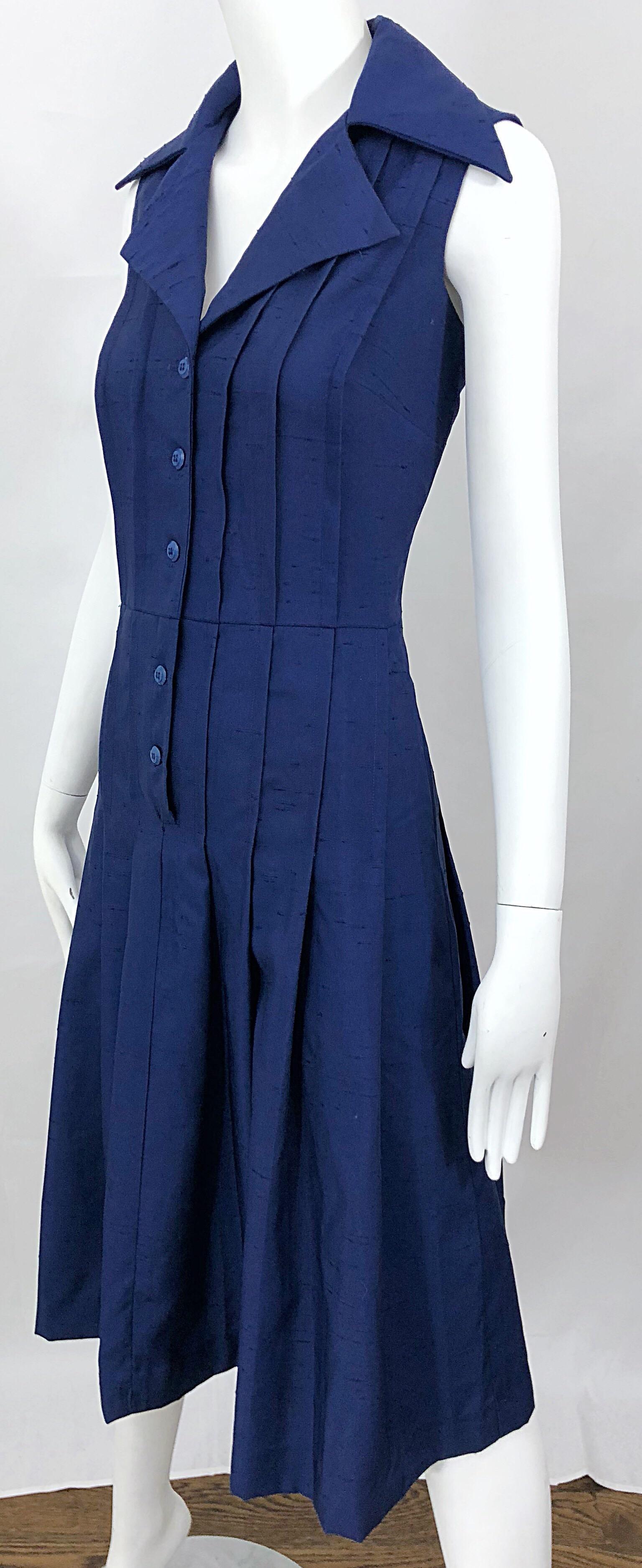 Women's 1990s Saks 5th Avenue Sz 8 10 Navy Blue Silk Vintage 90s Sleeveless Shirt Dress For Sale