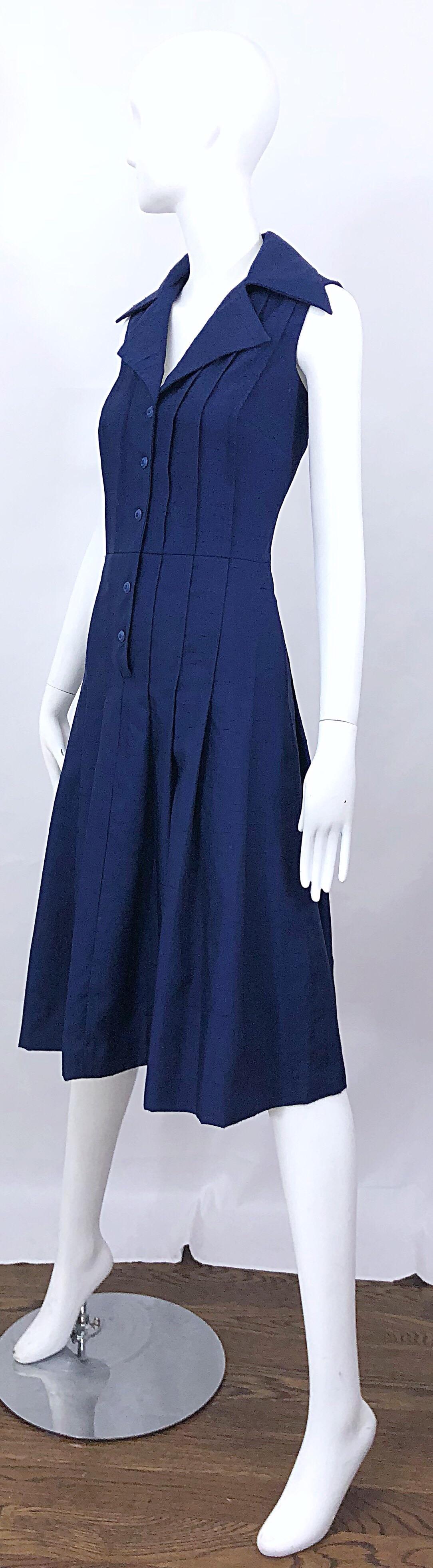 1990s Saks 5th Avenue Sz 8 10 Navy Blue Silk Vintage 90s Sleeveless Shirt Dress For Sale 1