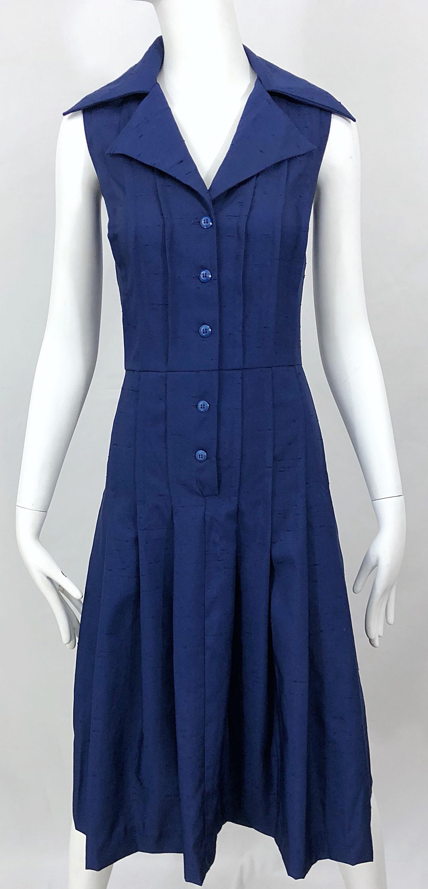 1990s Saks 5th Avenue Sz 8 10 Navy Blue Silk Vintage 90s Sleeveless Shirt Dress For Sale 2