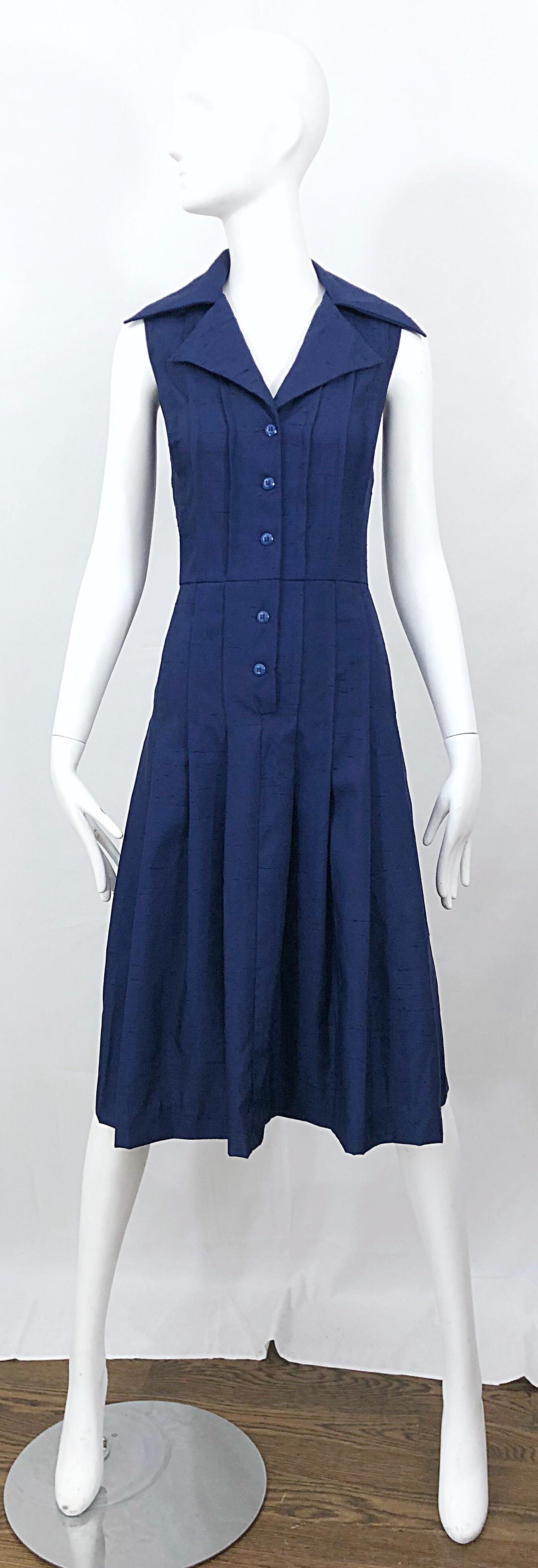 1990s Saks 5th Avenue Sz 8 10 Navy Blue Silk Vintage 90s Sleeveless Shirt Dress For Sale 7