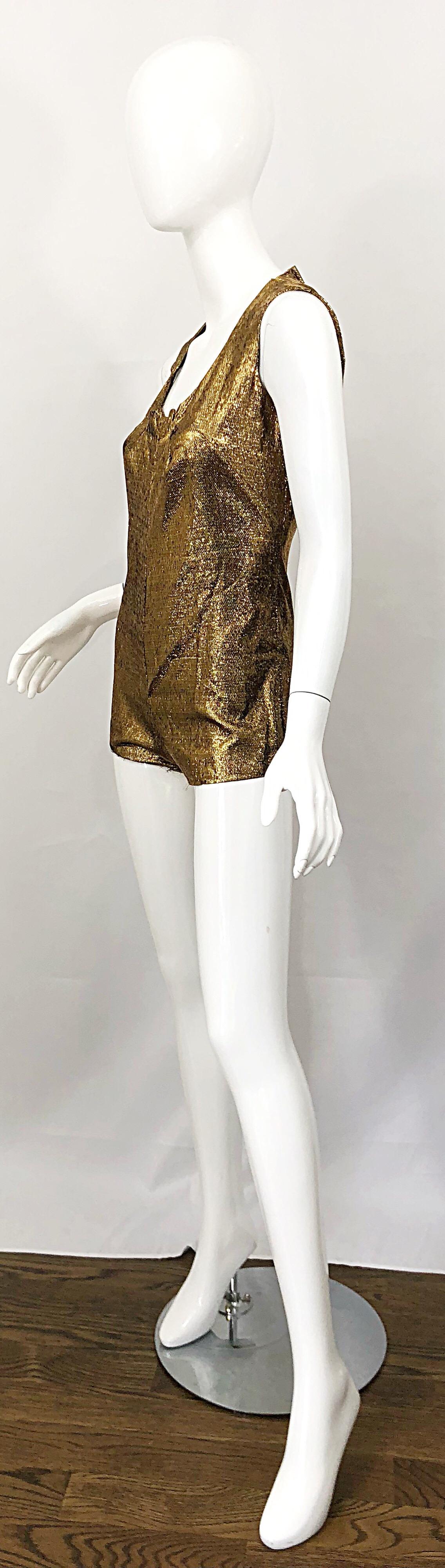 Amazing 1970s Gold Lurex Lame Disco Studio 54 Vintage 70s Romper and Cape Jacket In Excellent Condition For Sale In San Diego, CA