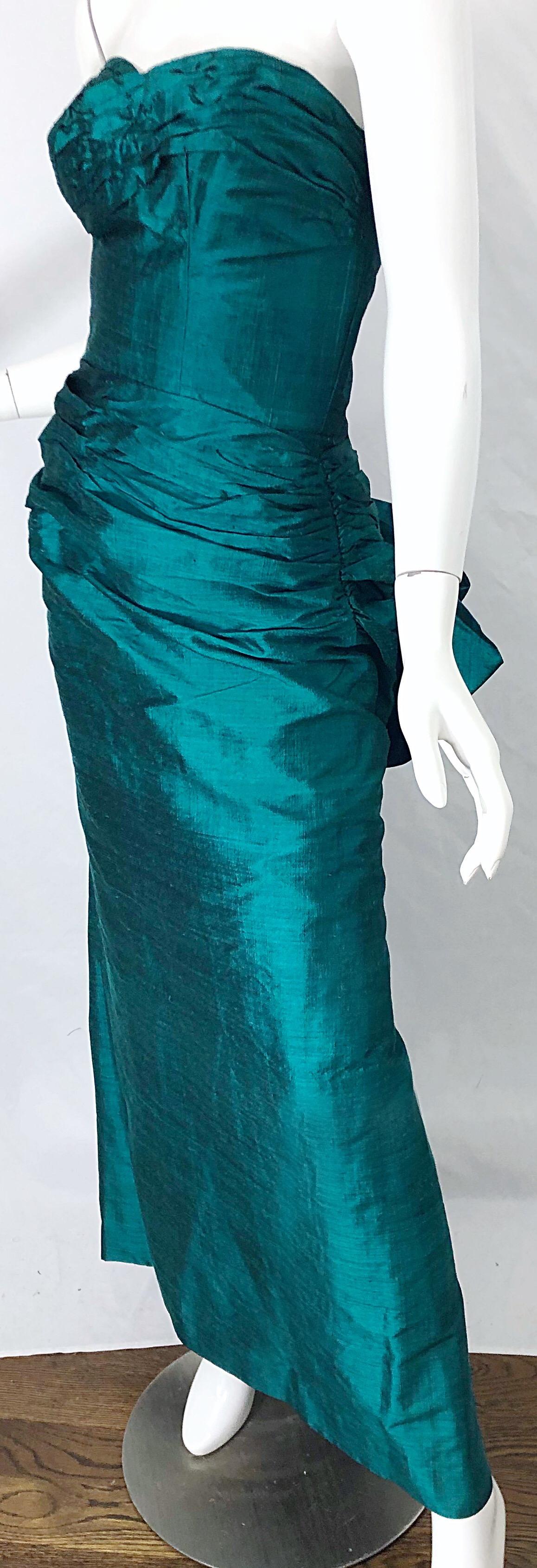 1950s Emerald Green Silk Shantung Strapless Vintage 50s Bombshell Gown Sz Medium For Sale 2