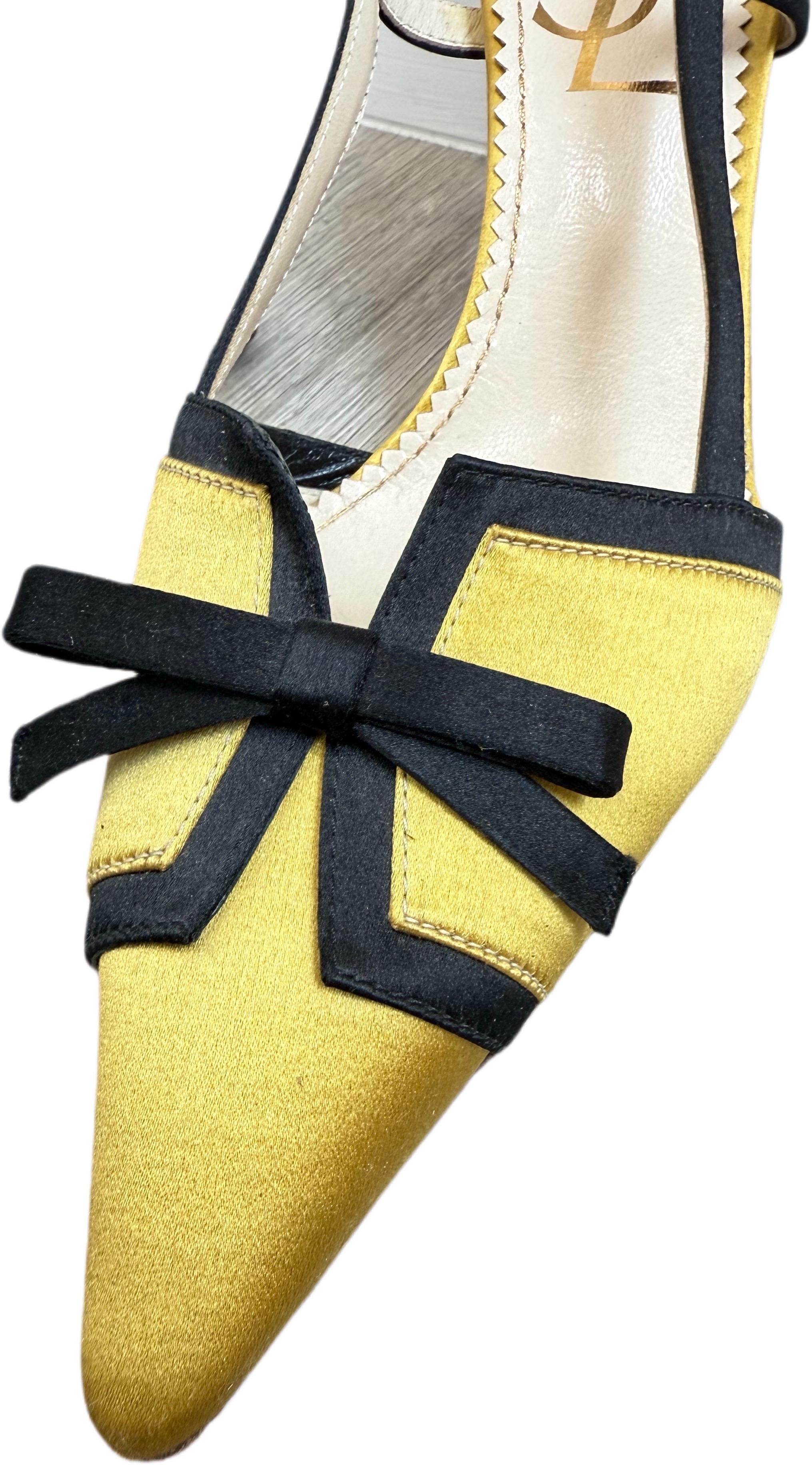 New Yves Saint Laurent by Tom Ford Fall 2002 Size 38.5 / 8.5 Corset Heels YSL en vente 2