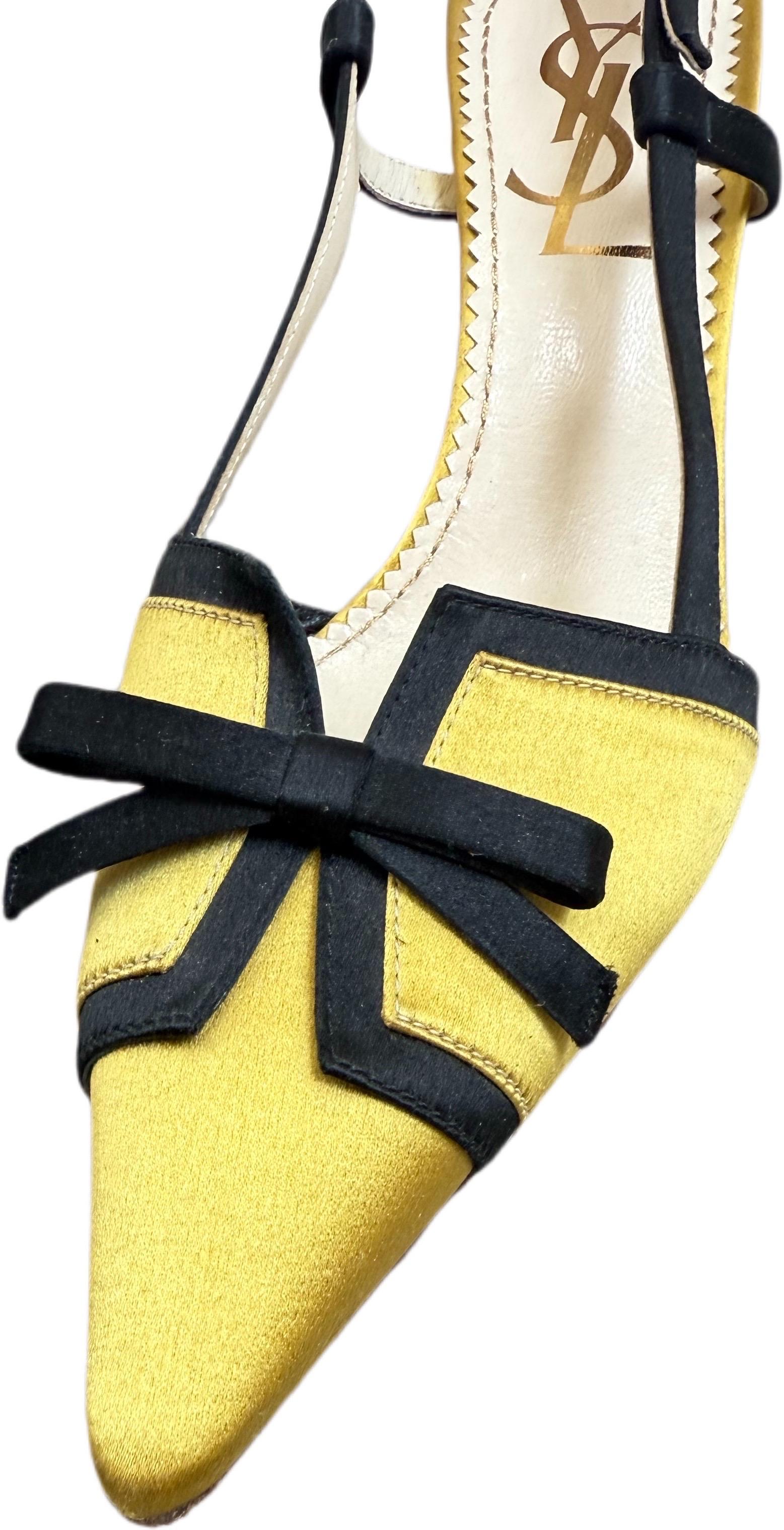 New Yves Saint Laurent by Tom Ford Fall 2002 Size 38.5 / 8.5 Corset Heels YSL en vente 5
