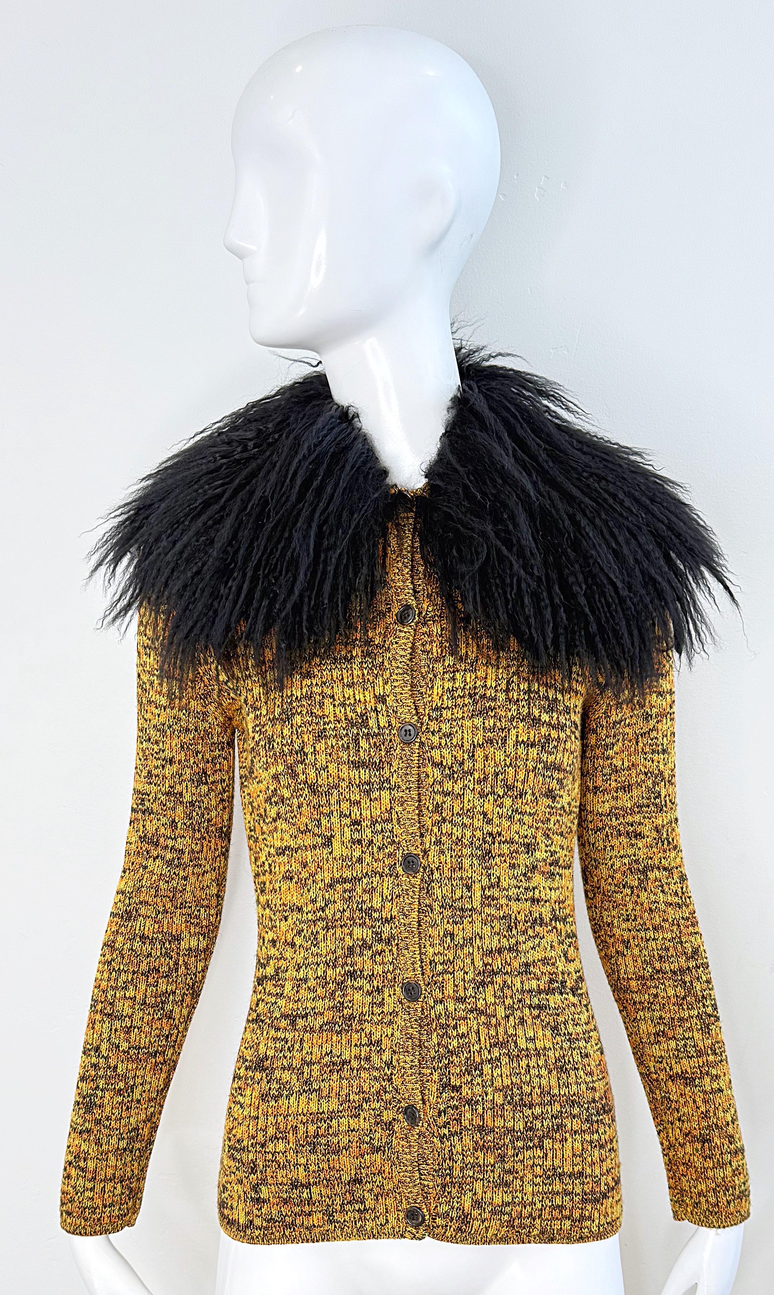 Chaqueta de punto Yves Saint Laurent de los años 70 Cuello de piel de mongol Mohair suave YSL de los años 70 en venta 15