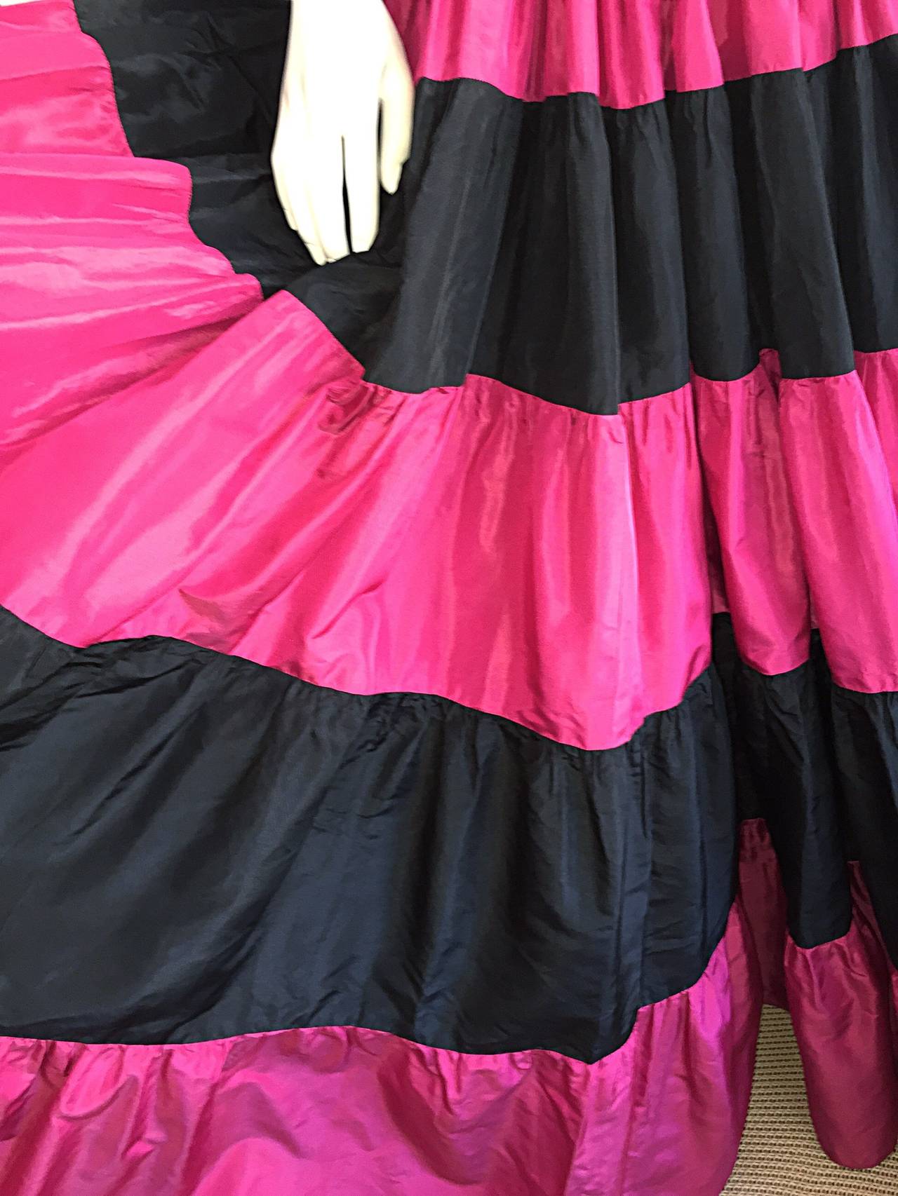 Stunning 1950s Hattie Carnegie Pink + Black Silk Taffeta Vintage Sweetheart Gown 1