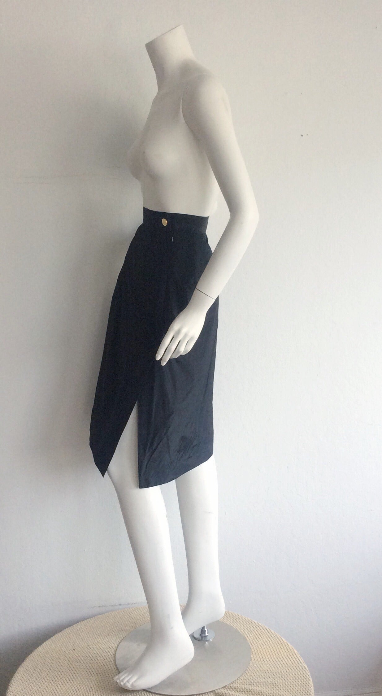 1990s Vintage Vivienne Westwood Gold Label High Waisted Black Silk Pencil Skirt In New Condition In San Diego, CA