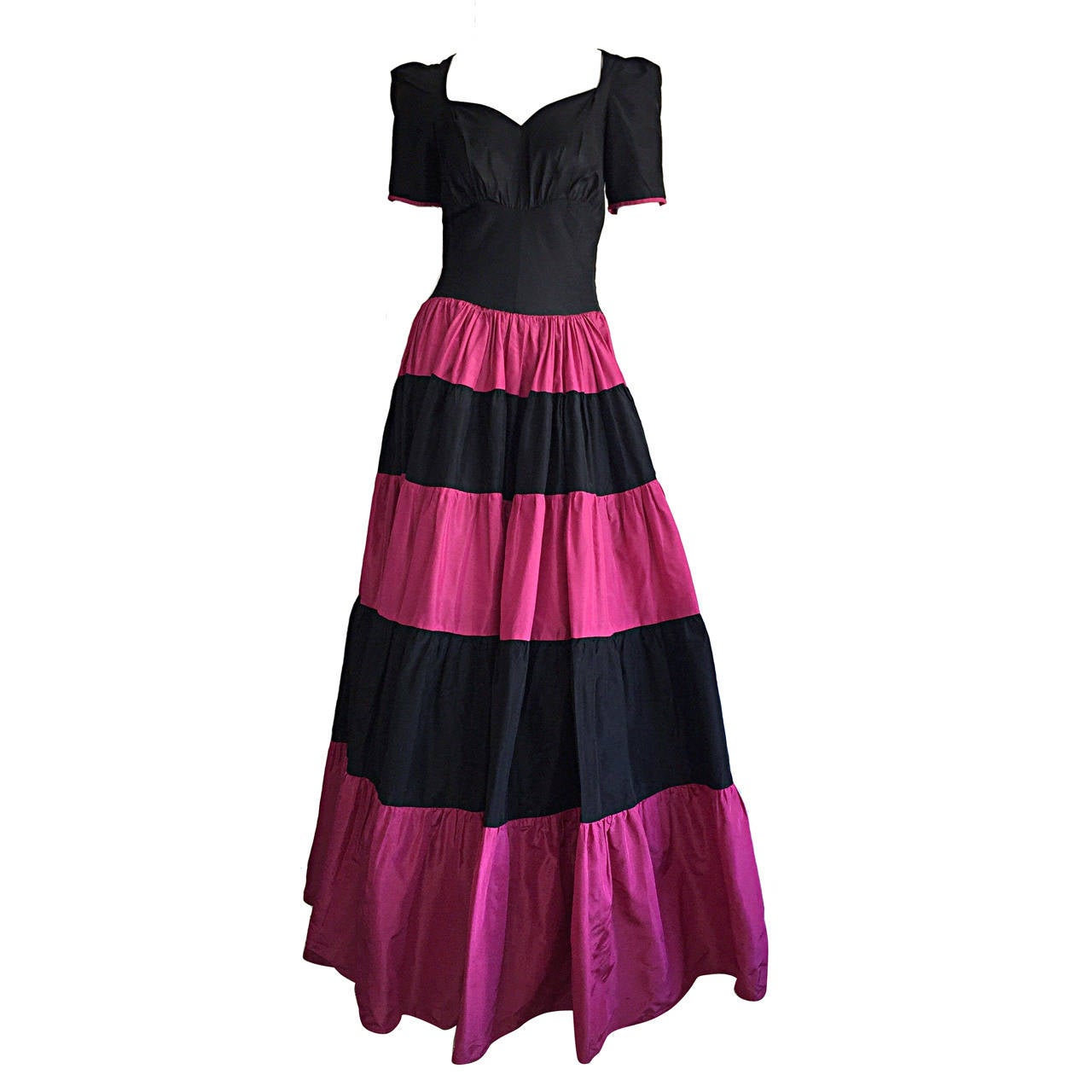 Stunning 1950s Hattie Carnegie Pink + Black Silk Taffeta Vintage Sweetheart Gown