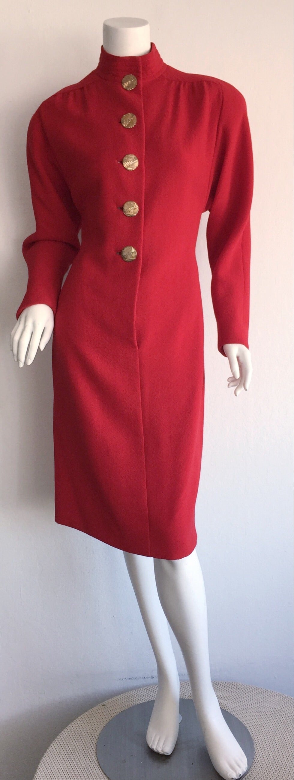Beautiful Vintage James Galanos Lipstick Red Dress, w/ Gold Buttons In Excellent Condition In San Diego, CA