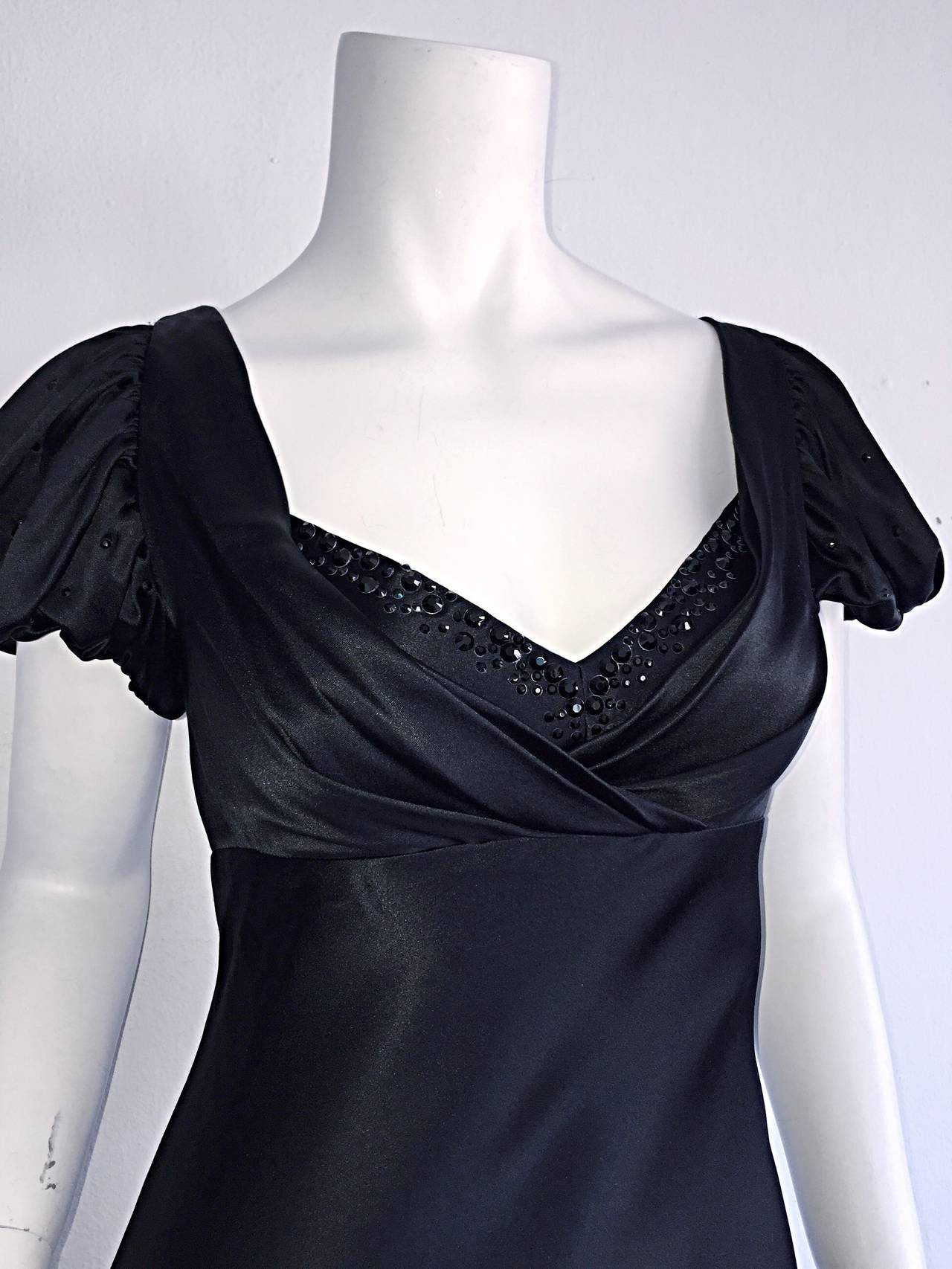 Women's Stunning Jenny Packham Sz 6 90s Vintage Black Silk Romantic Fluid Gown w/ Jewels