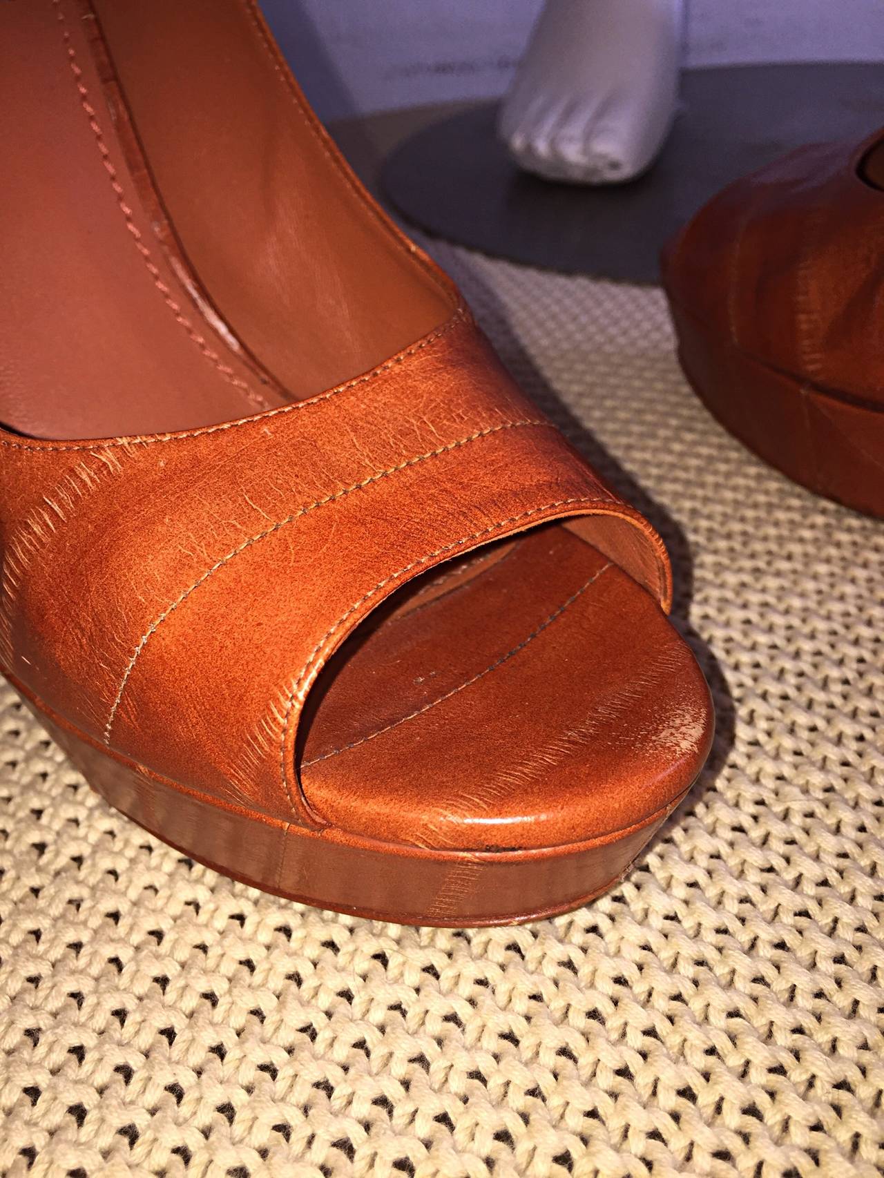 Tom Ford for Yves Saint Laurent Cognac Eel Skin Sz 39.5 9.5 Platform Heels Shoes In Excellent Condition In San Diego, CA