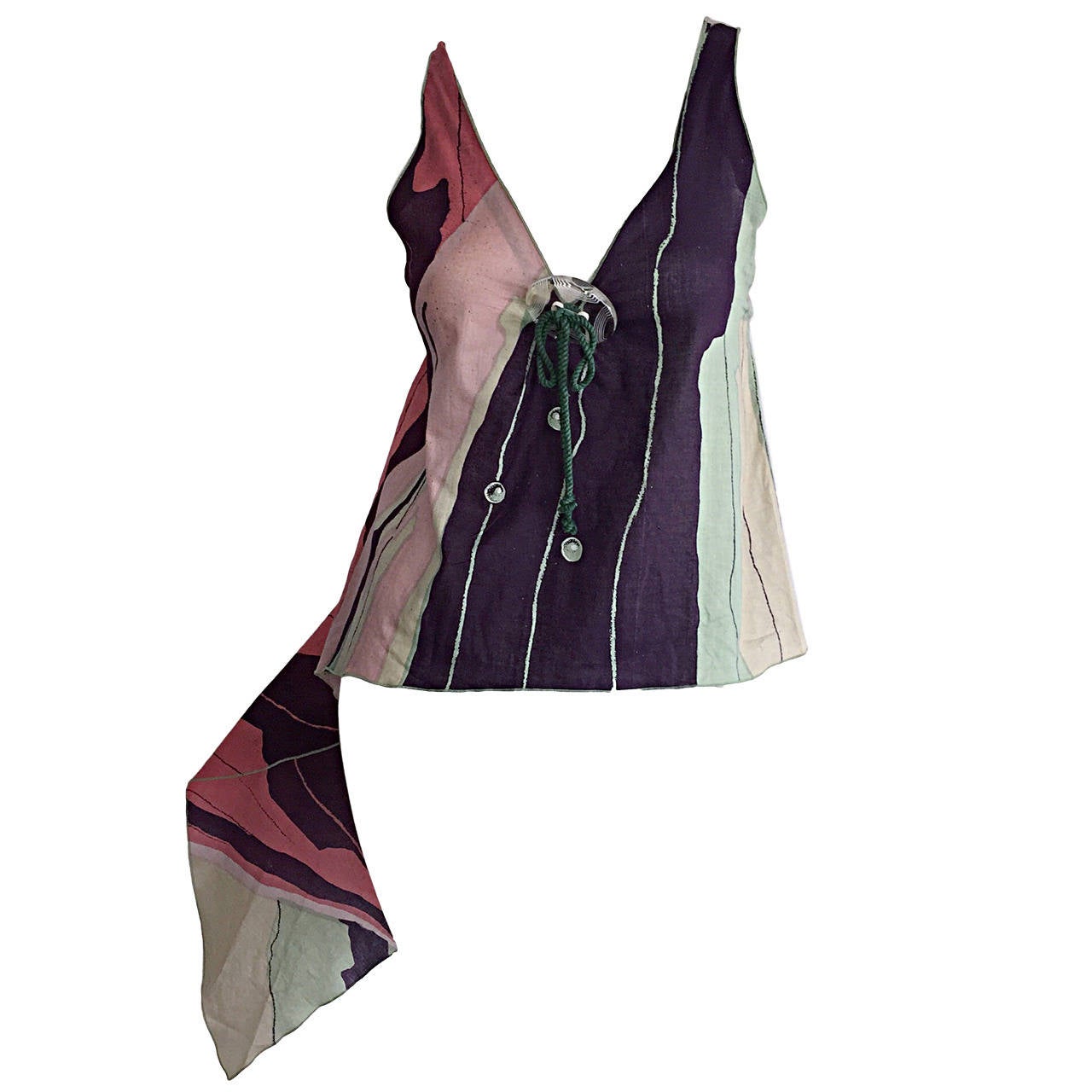 Amazing Holly
s Harp Vintage Boho Asymmetrical Top w/ Lucite Buttons