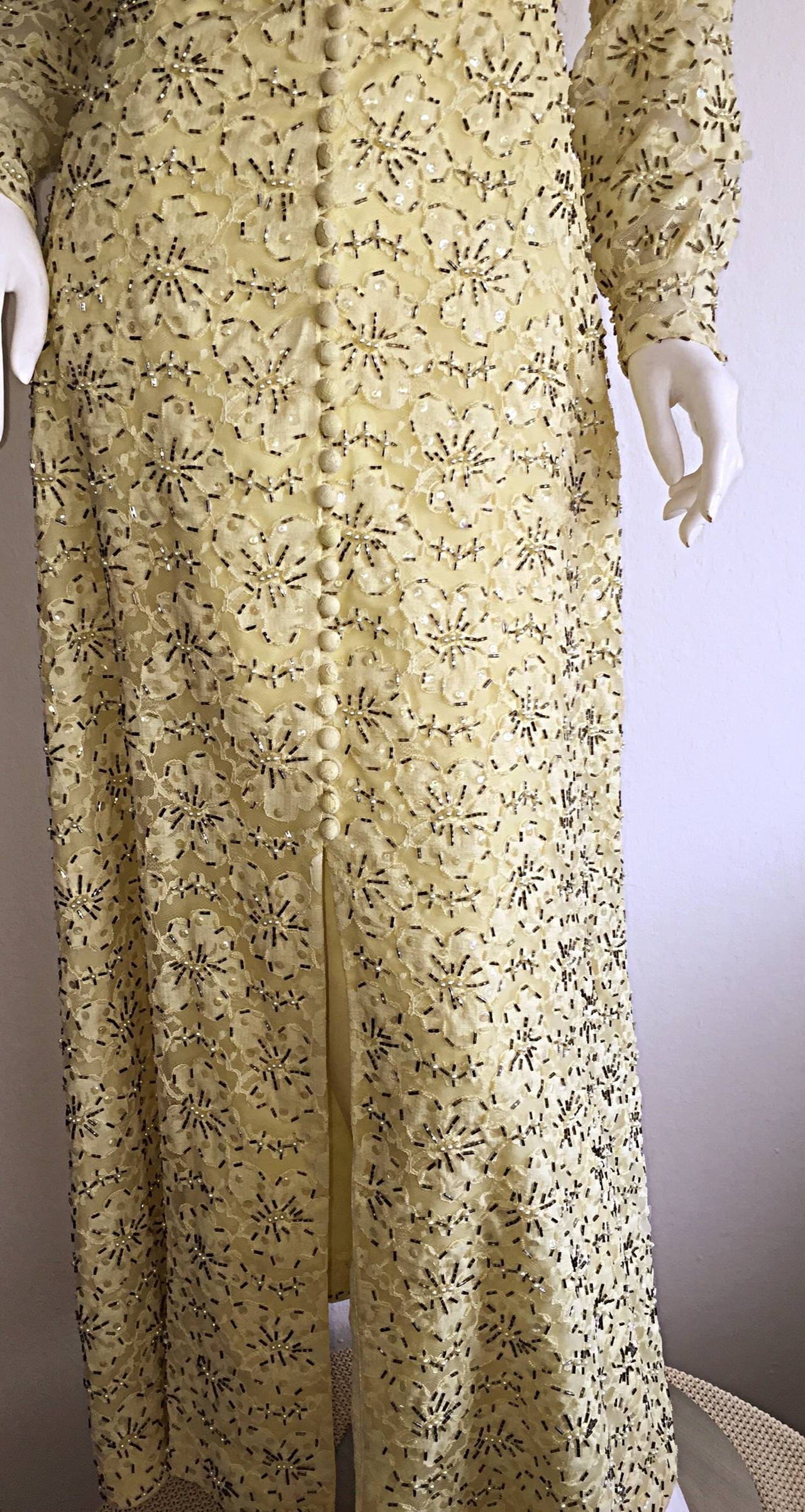 Beautiful Jack Bryan 1960s 1970s Pale Yellow Heavily Beaded Lace Dress For Sale 1