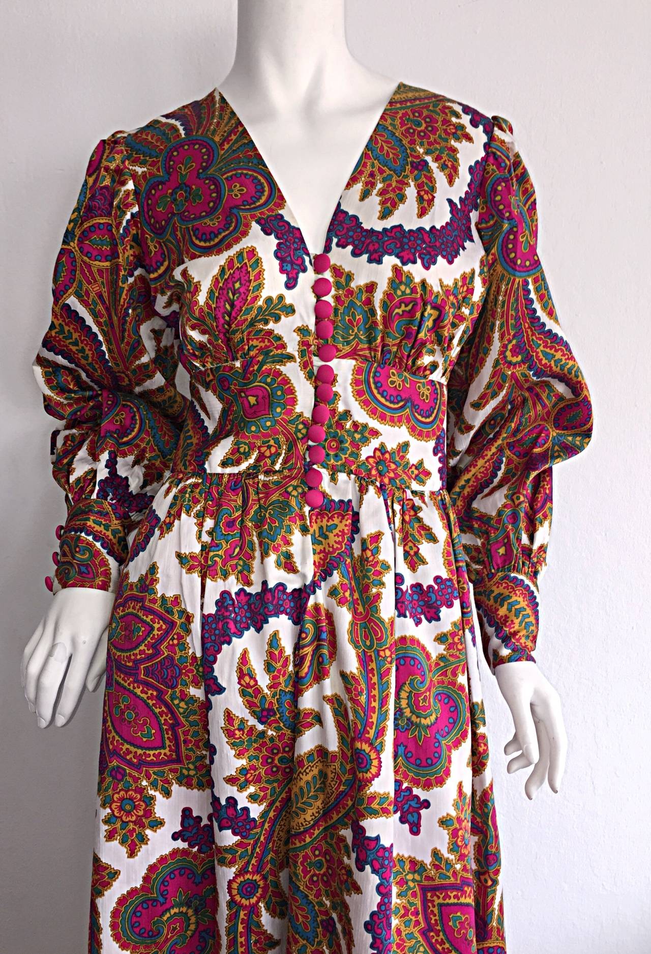 1970s Psychedelic Paisley Bohemian Billow Sleeve Silk Maxi Dress In Excellent Condition For Sale In San Diego, CA