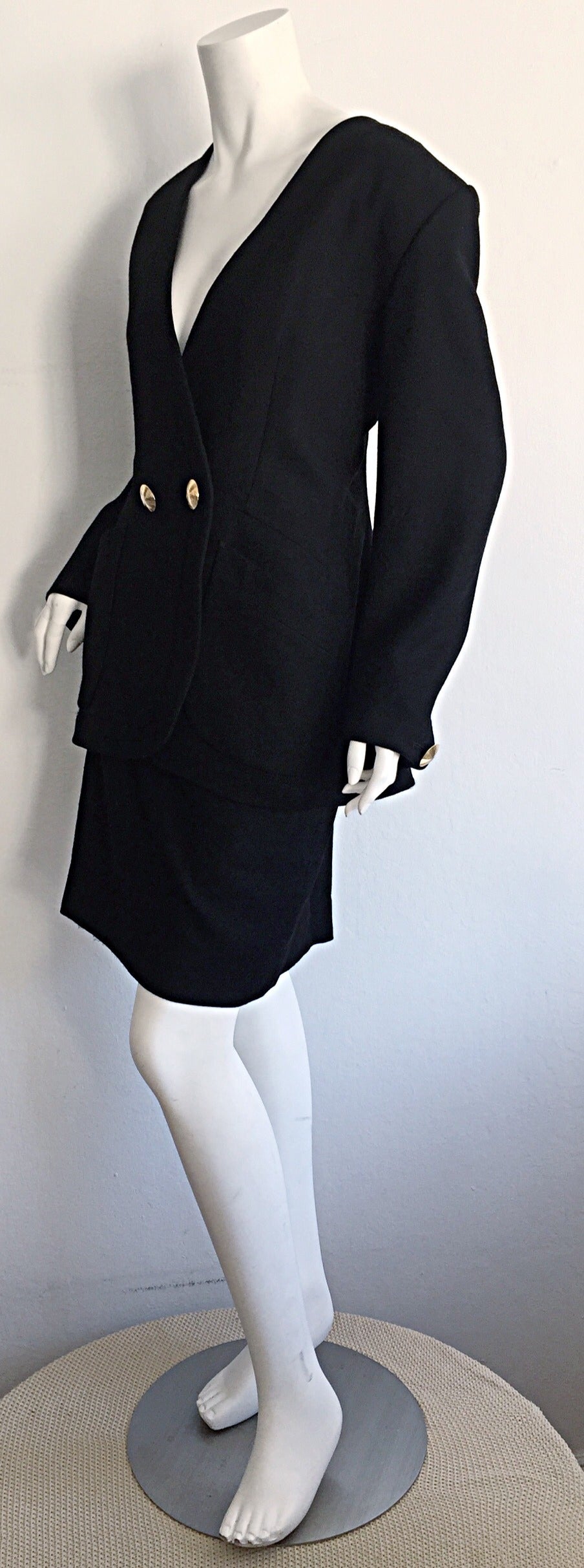 Noir Yves Saint Laurent Rive Gauche tailleur jupe noire vintage taille 44 YSL en vente