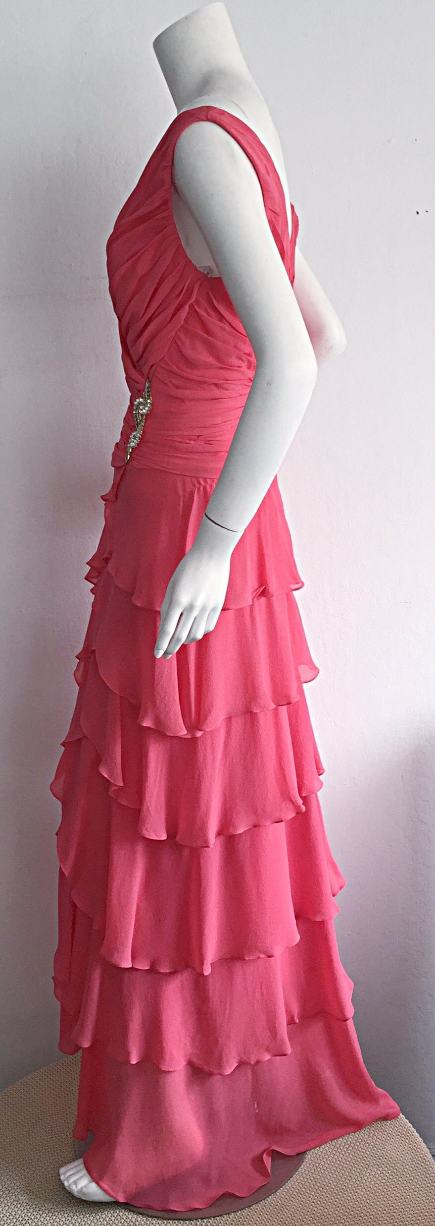 Women's Beautiful 1990s Vintage Tadashi Shoji Pink Silk Chiffon Tiered Dress