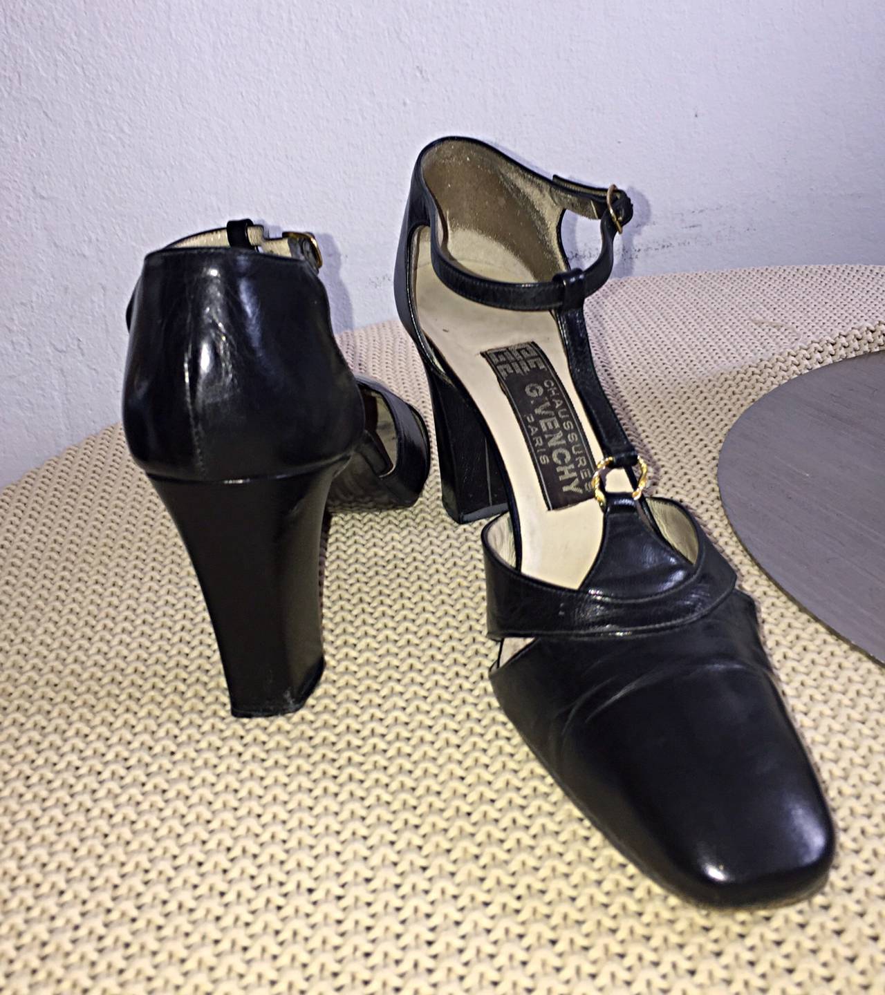 vintage t strap shoes