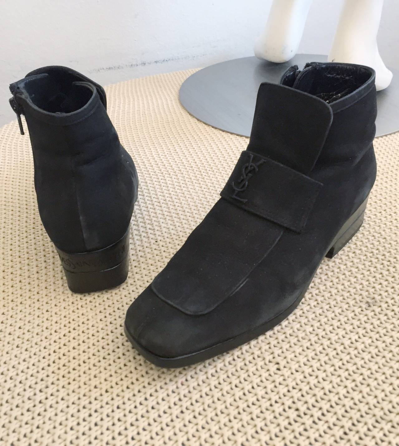 1960s Vintage Yves Saint Laurent Black Logo Mod Booties Boots Shoes Rare 5.5 2