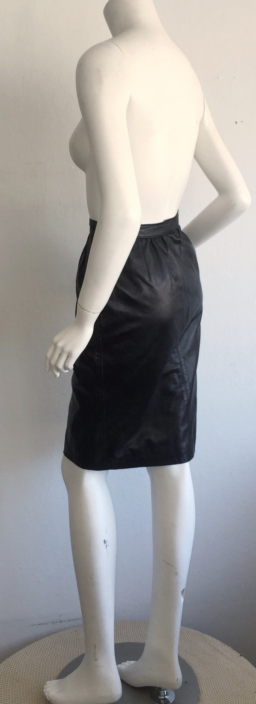 Women's Sexy Vintage Yves Saint Laurent Leather High Waisted Black Pencil Skirt For Sale