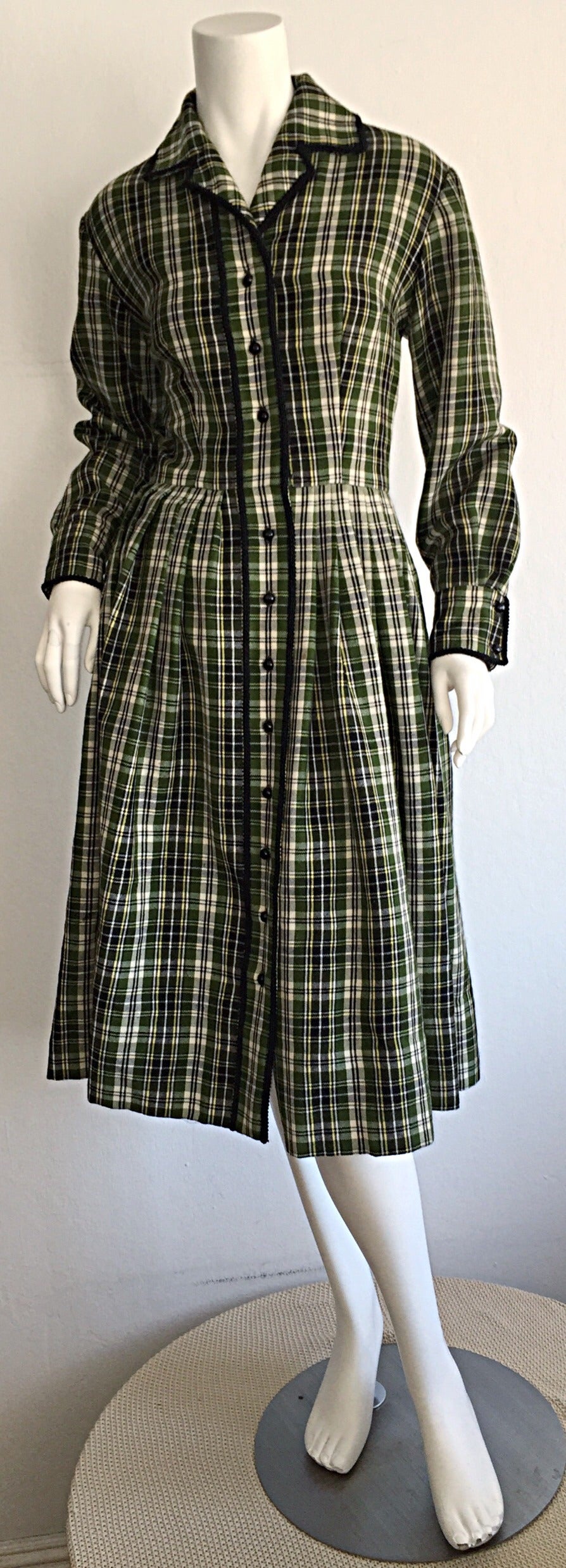 Black Chic 1950s Vintage Henri Bendel Pret a Porter Green Tartan Plaid Wool Dress