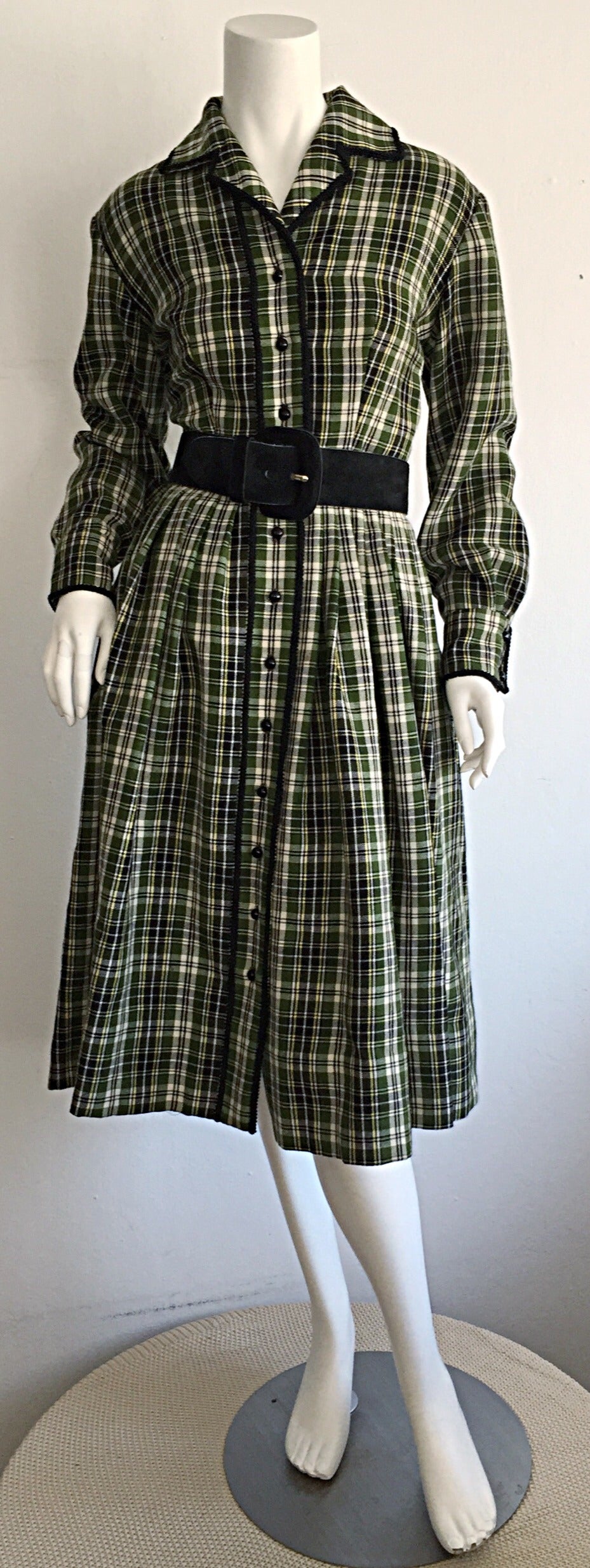 Women's Chic 1950s Vintage Henri Bendel Pret a Porter Green Tartan Plaid Wool Dress
