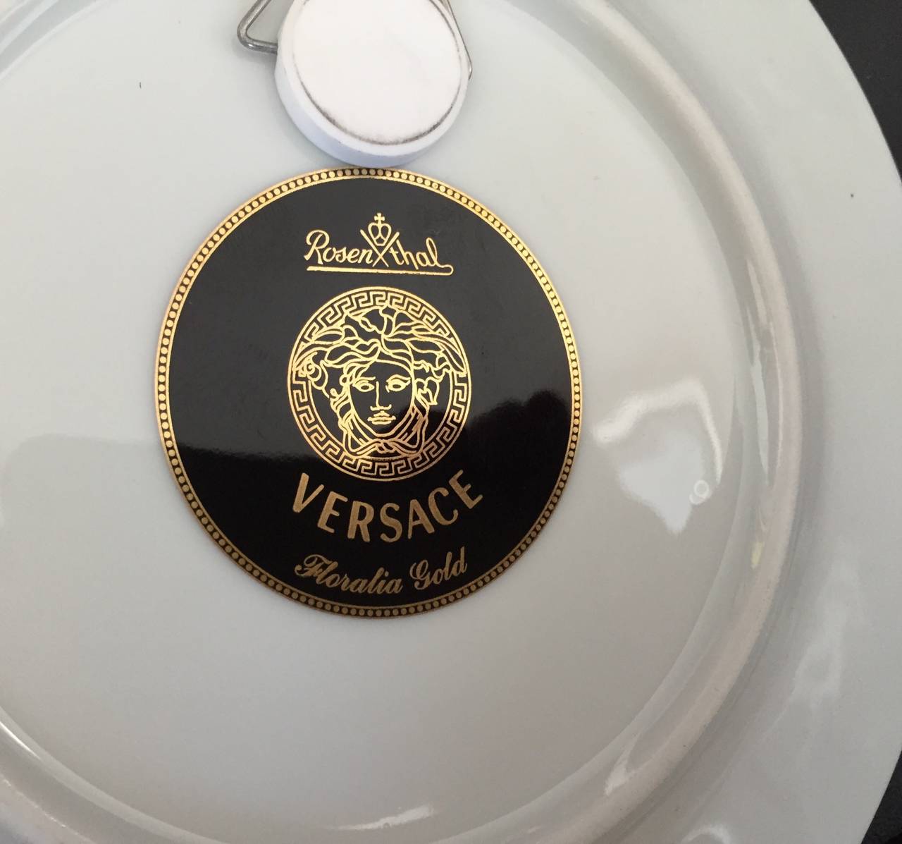 Brand New Vintage Gianni Versace China Salad / Appetizer Plates ( Set of 6 ) In New Condition In San Diego, CA