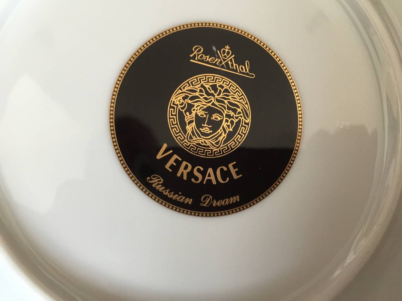 Women's or Men's Brand New Vintage Gianni Versace China Salad / Appetizer Plates ( Set of 6 )