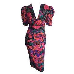 Beautiful Vintage Flora Kung ' Hibiscus ' Floral Colorful Silk Ruched Dress