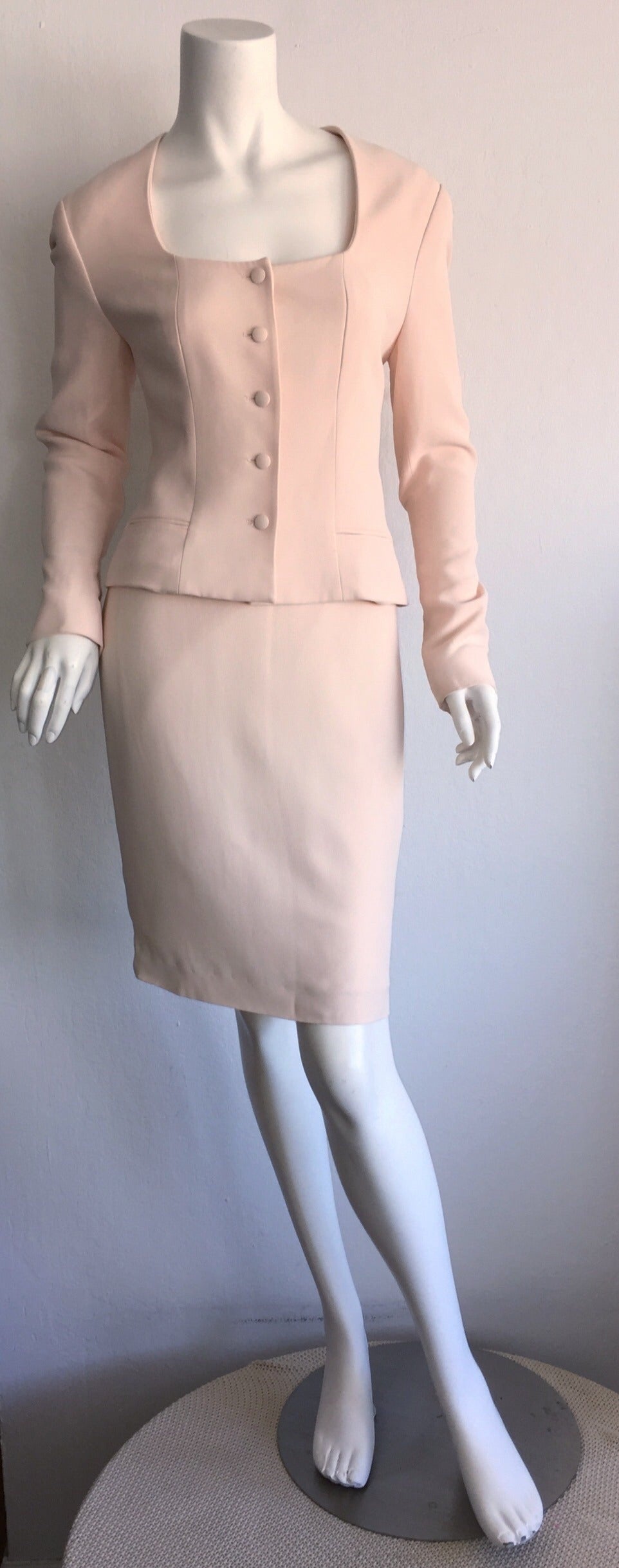 Vintage Guy Laroche Light Pink Skirt Suit Made in France In Excellent Condition For Sale In San Diego, CA