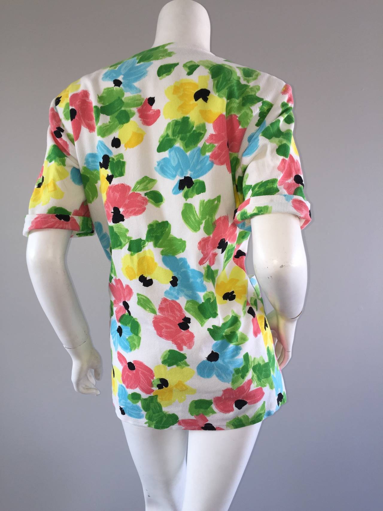Courrèges - Veste en coton vintage à manches courtes avec aquarelle à fleurs Pour femmes en vente