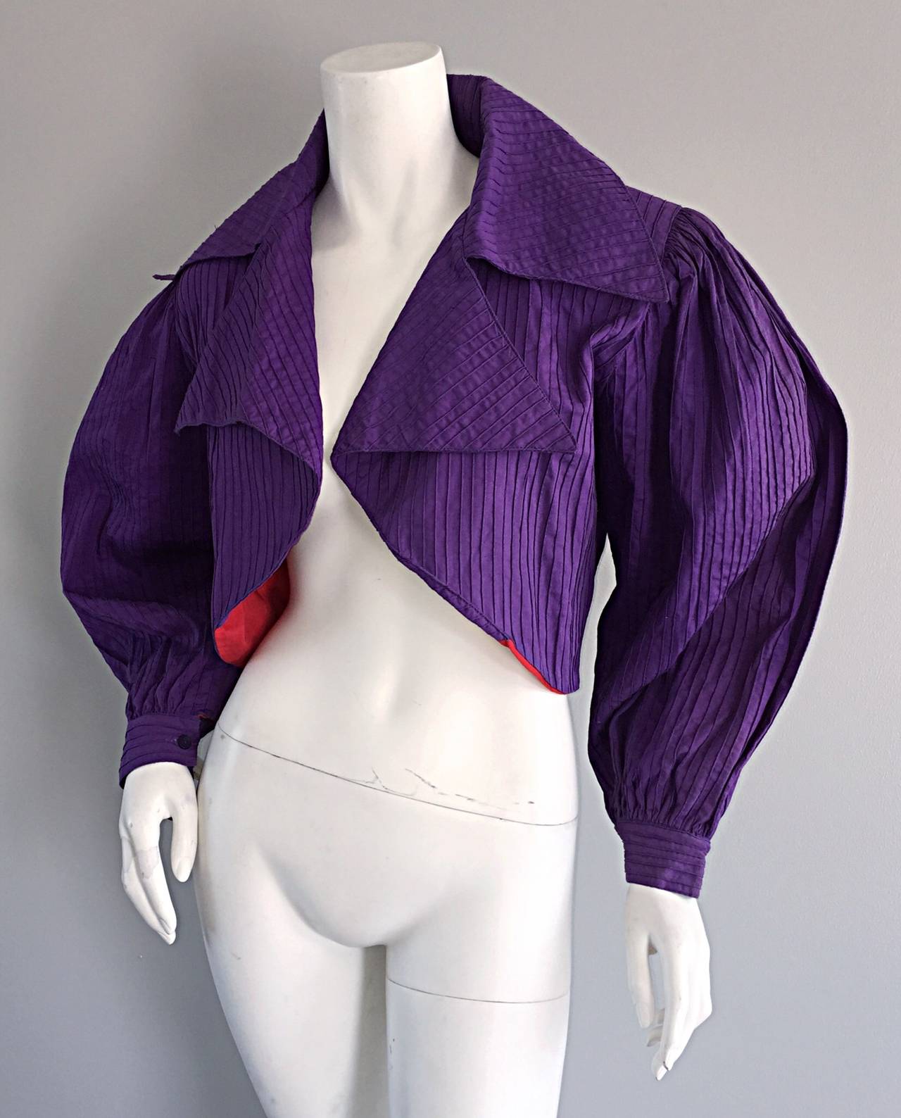 Vintage Tachi Castillo Dramatic Purple Cotton Cropped Bolero Jacket In Excellent Condition In San Diego, CA